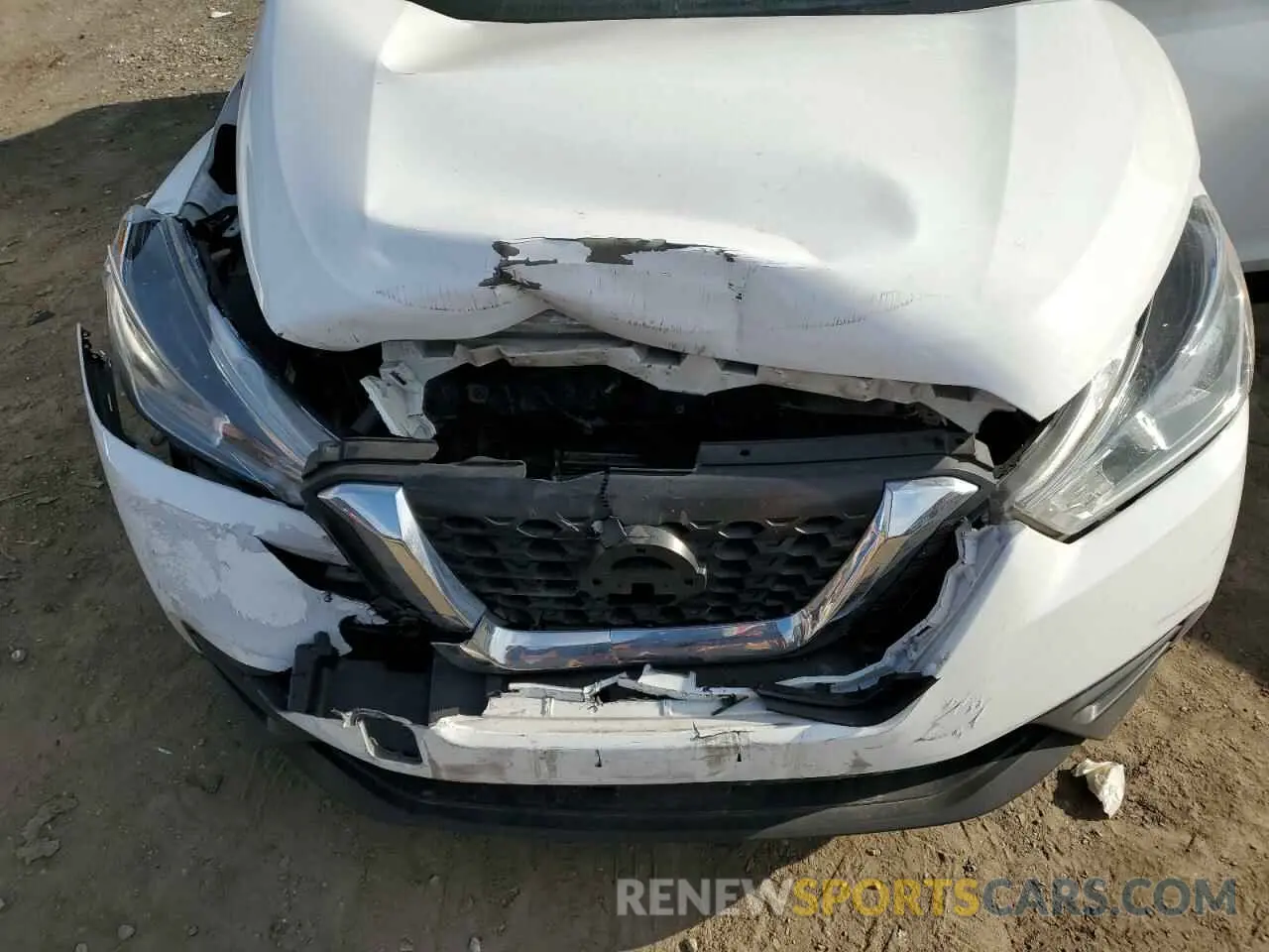 12 Photograph of a damaged car 3N1CP5BV7LL536050 NISSAN KICKS 2020