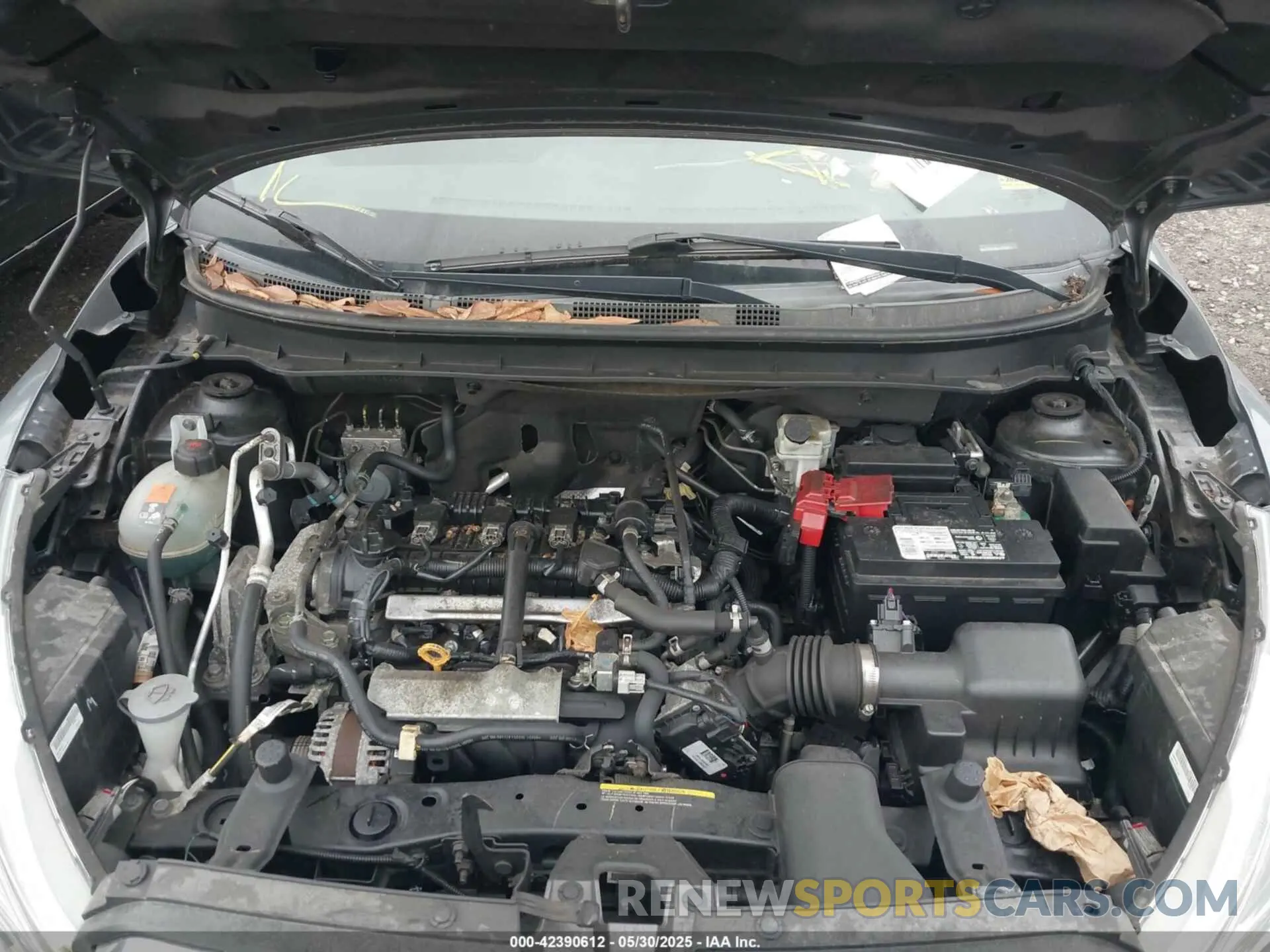 10 Photograph of a damaged car 3N1CP5BV8LL527437 NISSAN KICKS 2020