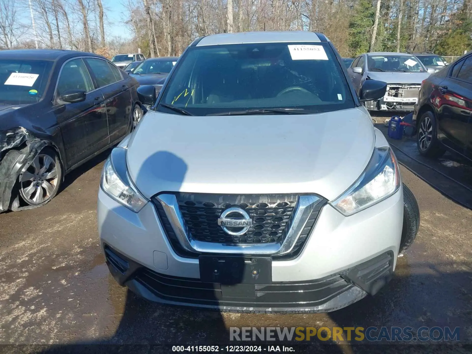 11 Photograph of a damaged car 3N1CP5BV8LL534047 NISSAN KICKS 2020