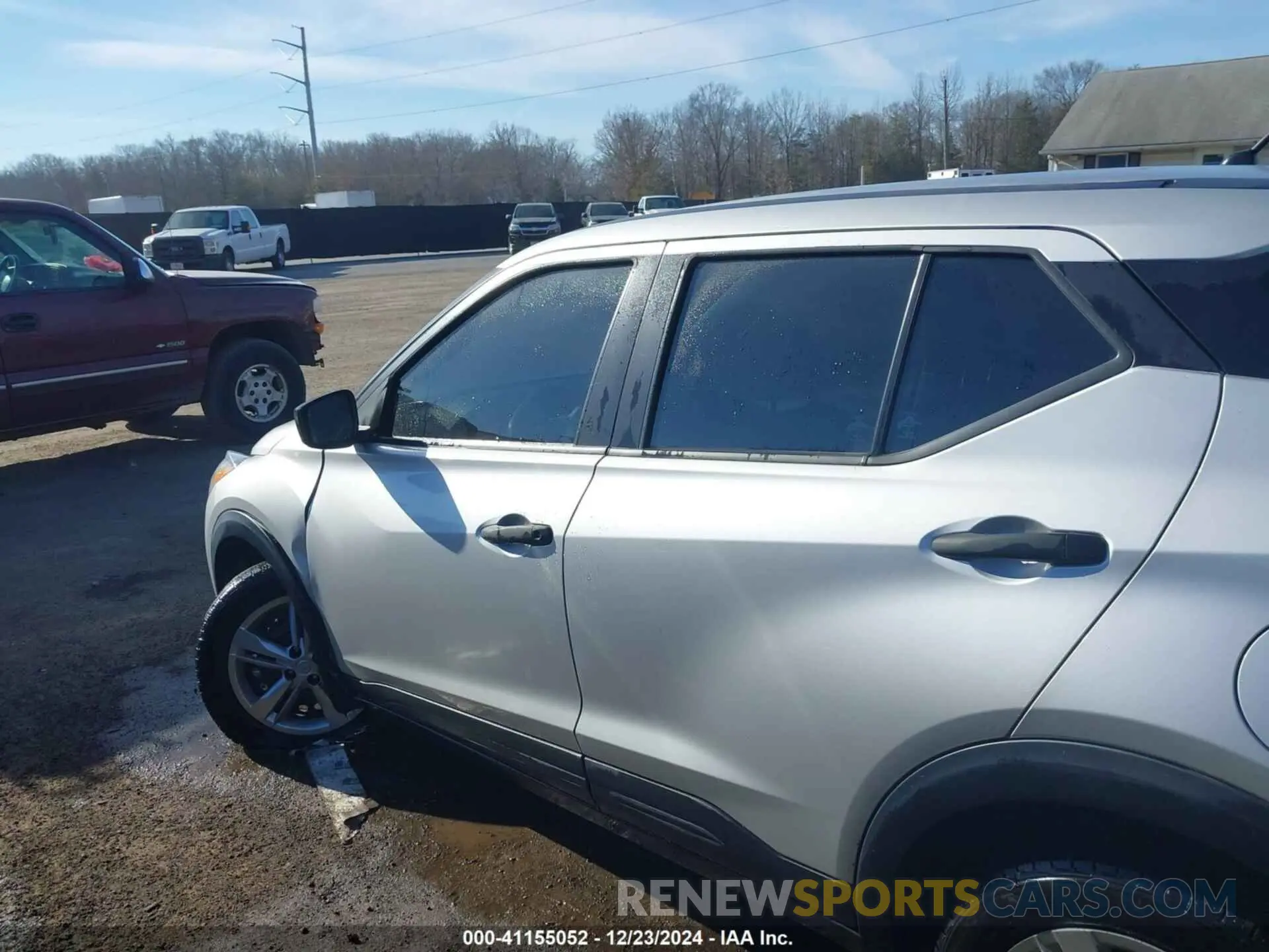 13 Photograph of a damaged car 3N1CP5BV8LL534047 NISSAN KICKS 2020