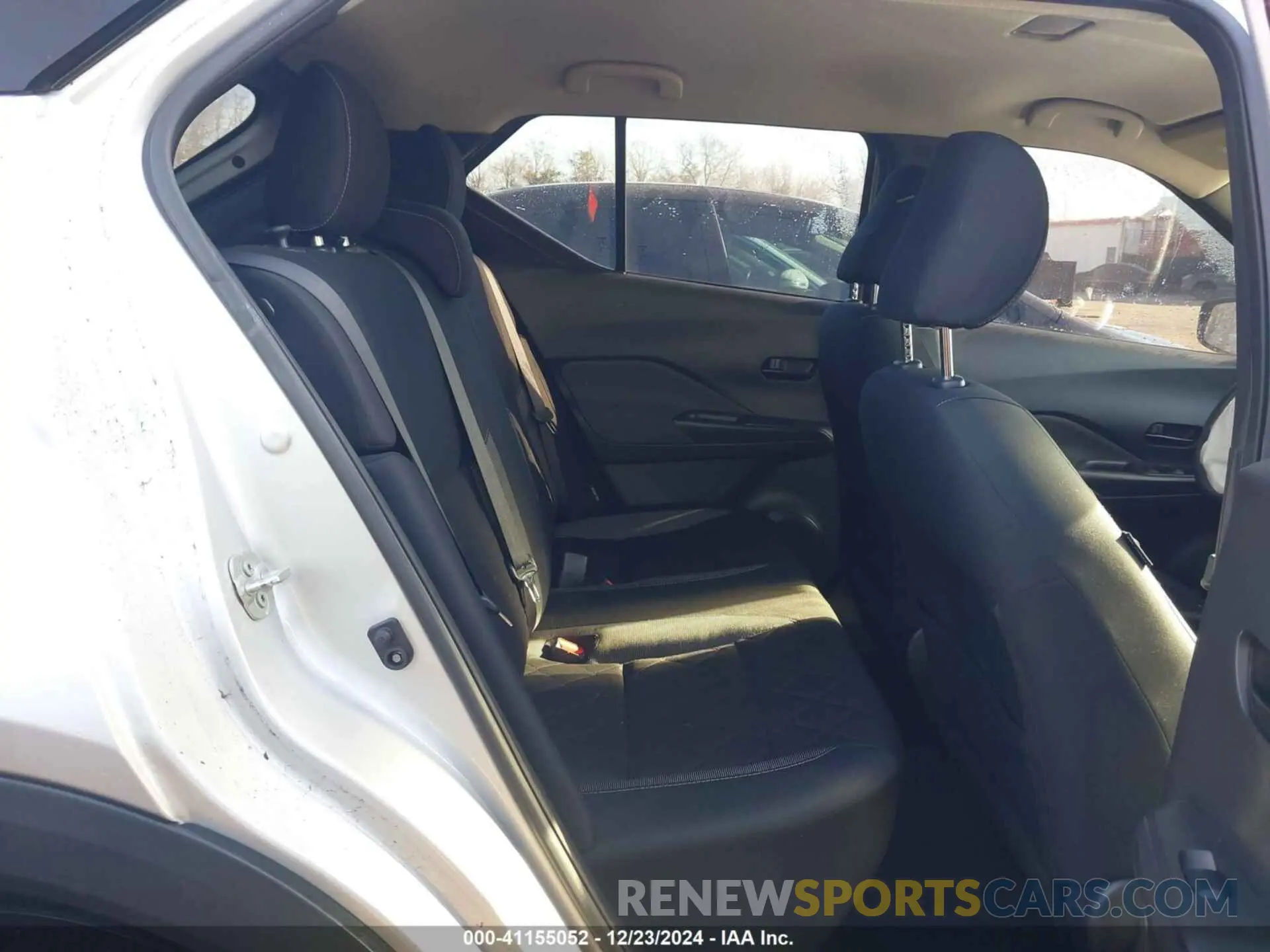 8 Photograph of a damaged car 3N1CP5BV8LL534047 NISSAN KICKS 2020
