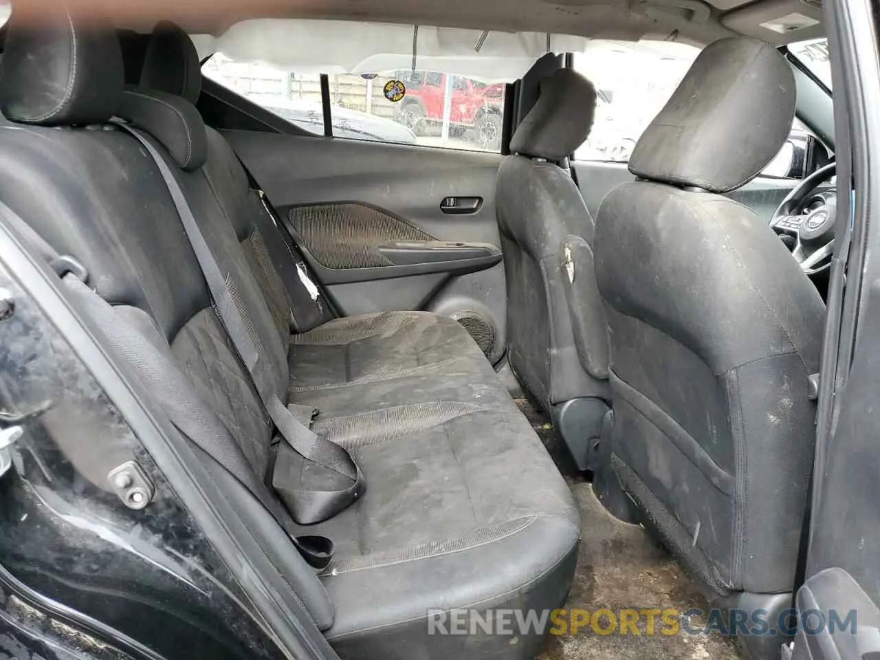 10 Photograph of a damaged car 3N1CP5BV8LL534288 NISSAN KICKS 2020