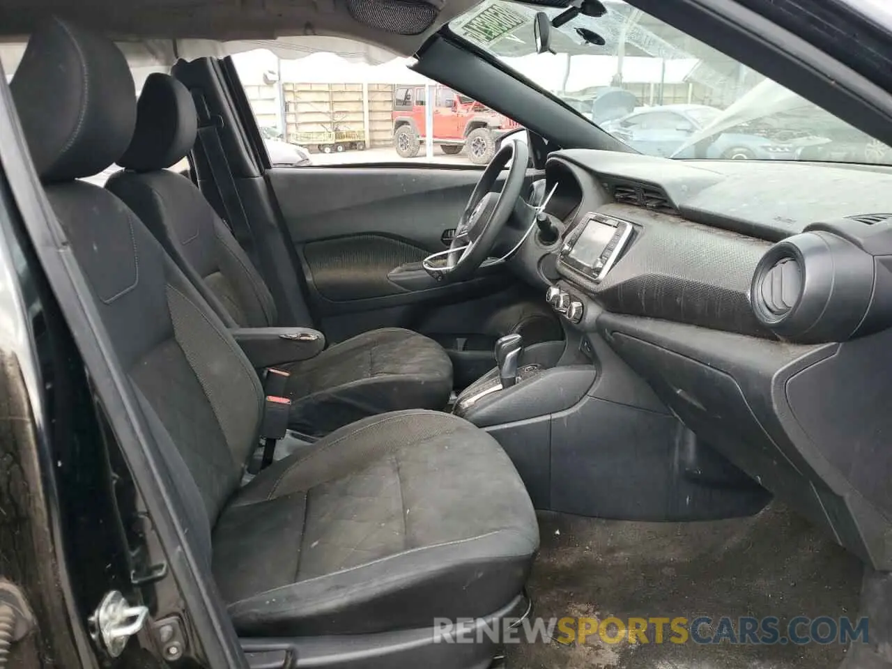7 Photograph of a damaged car 3N1CP5BV8LL534288 NISSAN KICKS 2020