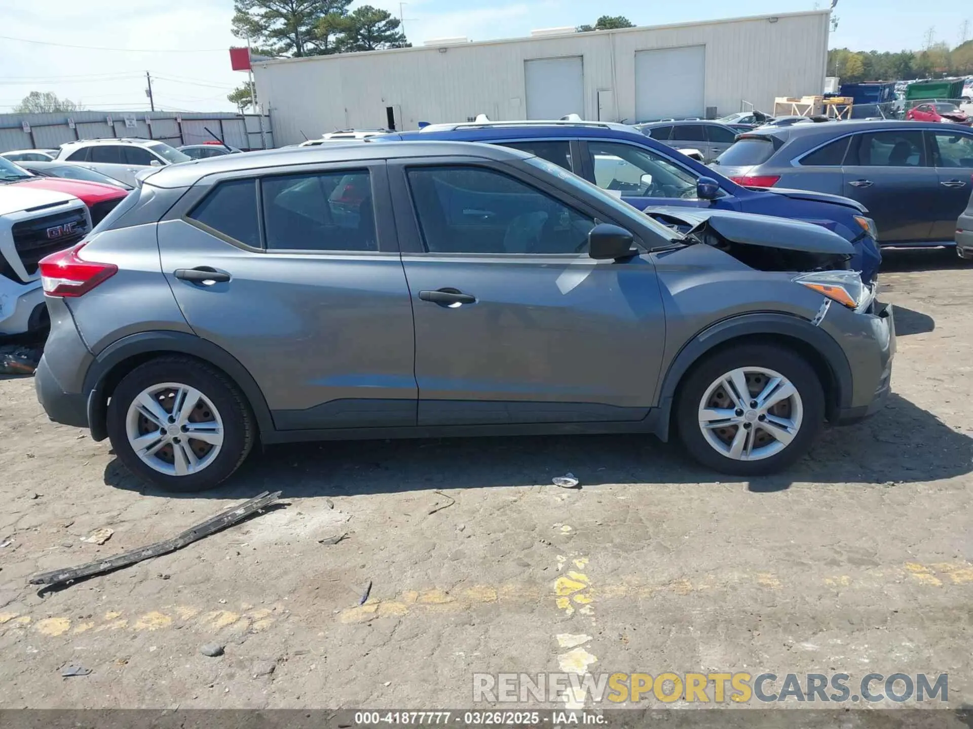 13 Photograph of a damaged car 3N1CP5BV8LL540883 NISSAN KICKS 2020