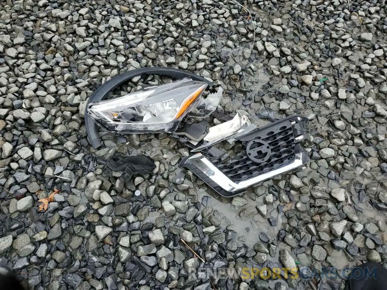 15 Photograph of a damaged car 3N1CP5BV8LL566030 NISSAN KICKS 2020