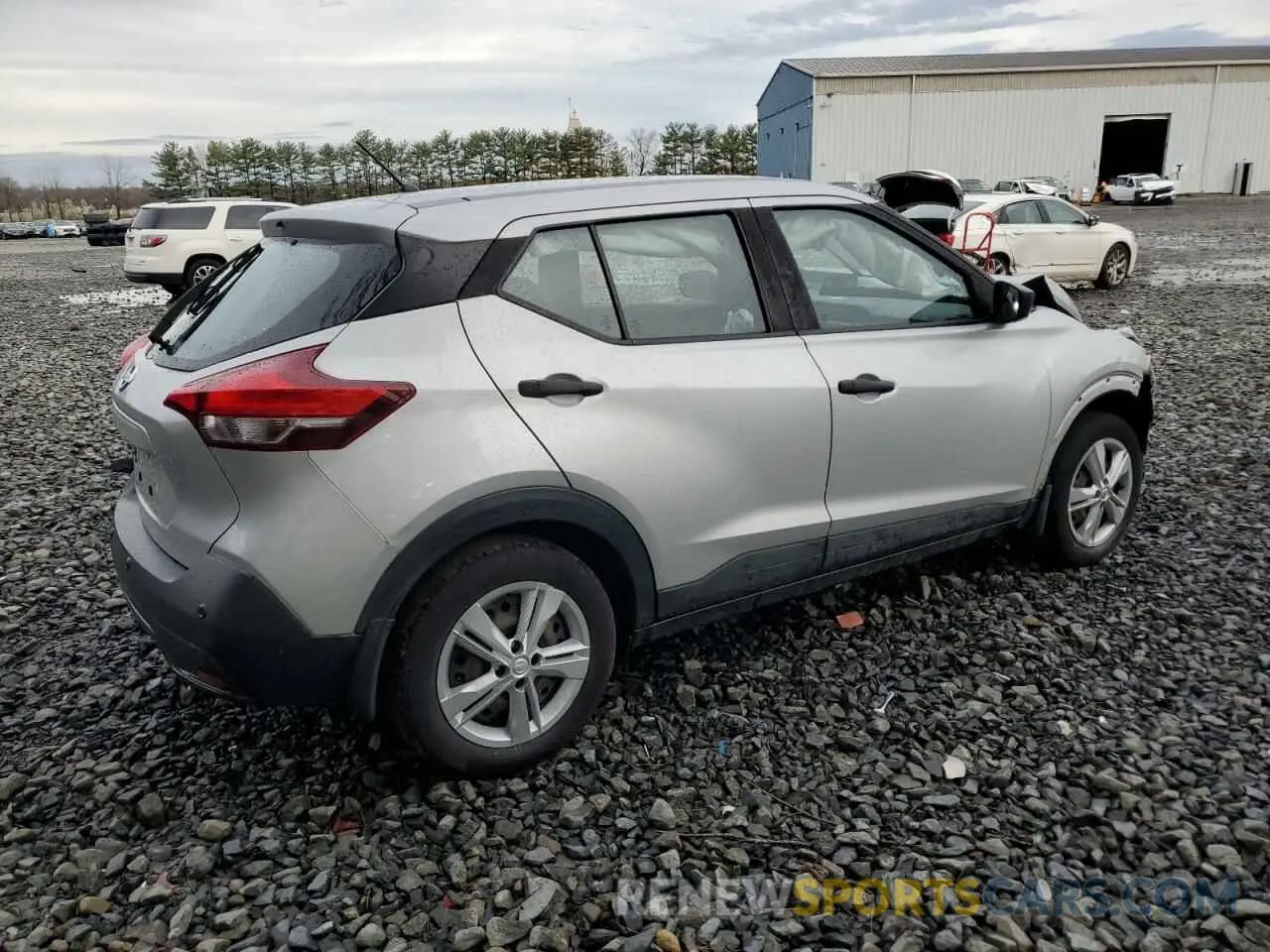 3 Photograph of a damaged car 3N1CP5BV8LL566030 NISSAN KICKS 2020