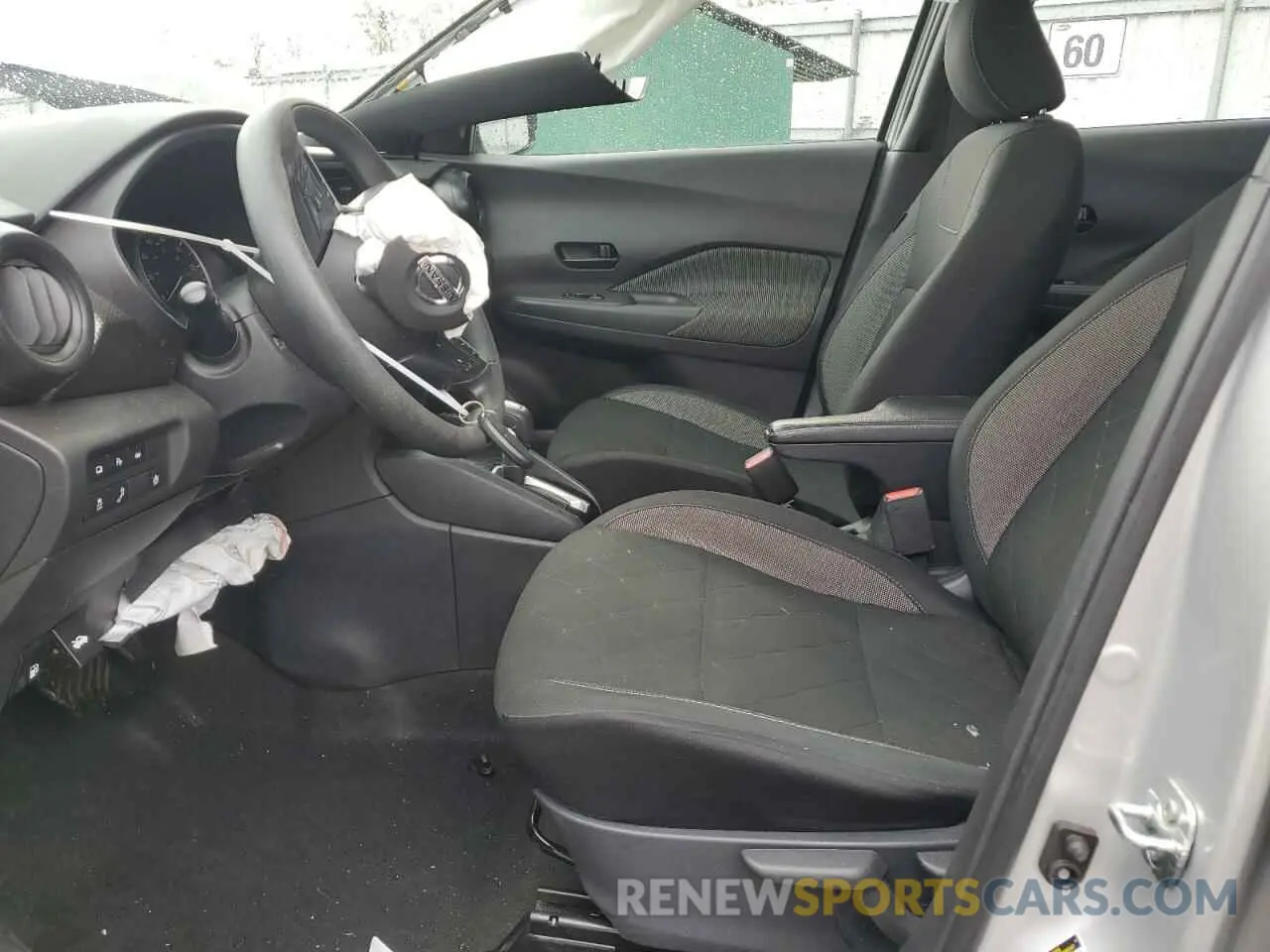 7 Photograph of a damaged car 3N1CP5BV8LL566030 NISSAN KICKS 2020