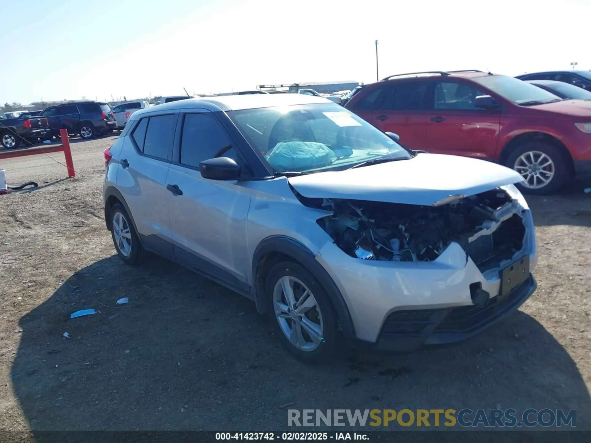 1 Photograph of a damaged car 3N1CP5BV8LL573169 NISSAN KICKS 2020