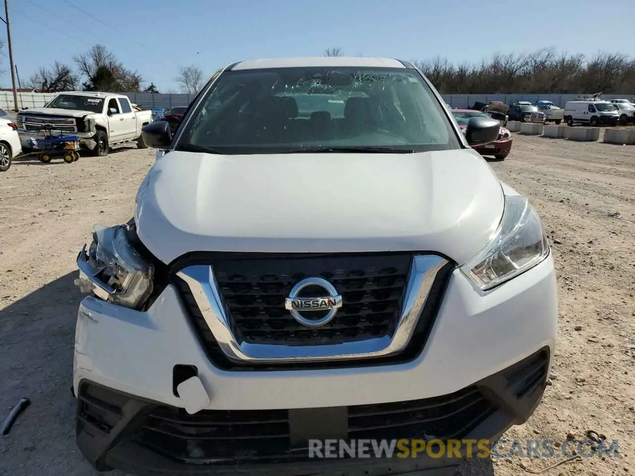 5 Photograph of a damaged car 3N1CP5BV8LL574144 NISSAN KICKS 2020