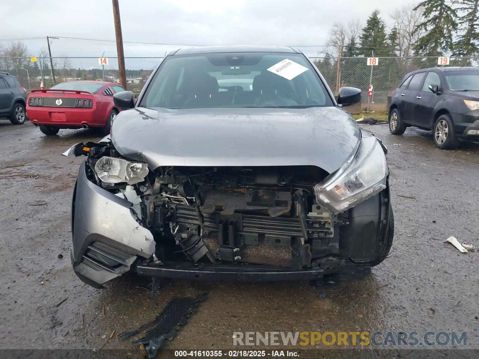 13 Photograph of a damaged car 3N1CP5BV9LL478295 NISSAN KICKS 2020