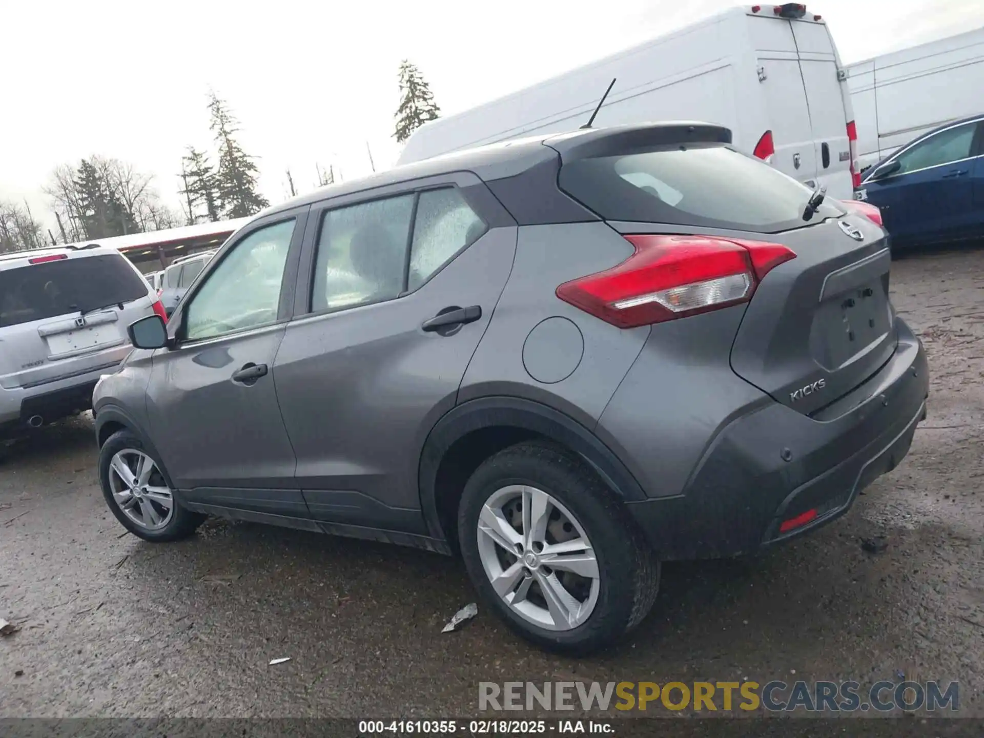 15 Photograph of a damaged car 3N1CP5BV9LL478295 NISSAN KICKS 2020