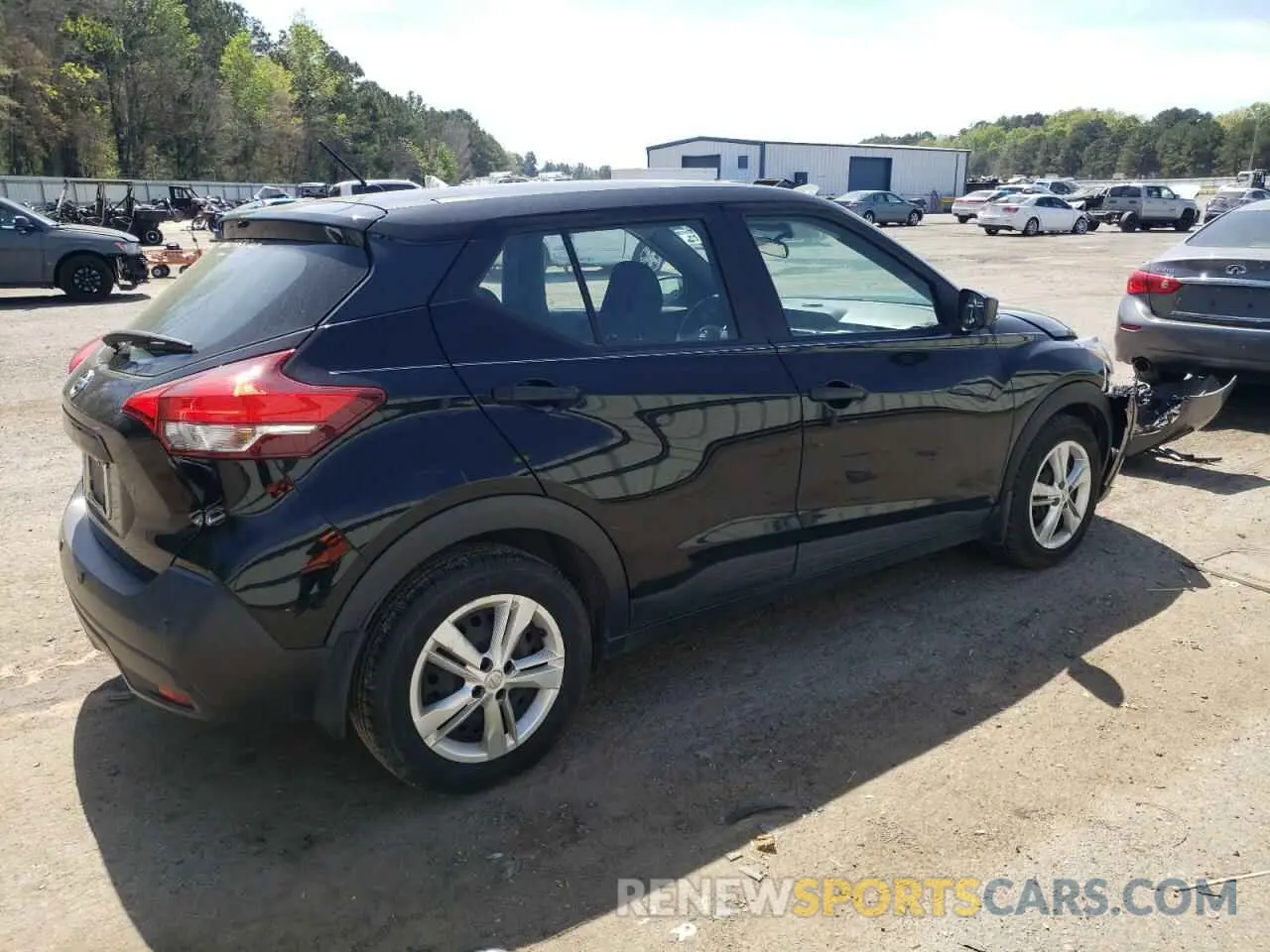 3 Photograph of a damaged car 3N1CP5BV9LL511246 NISSAN KICKS 2020