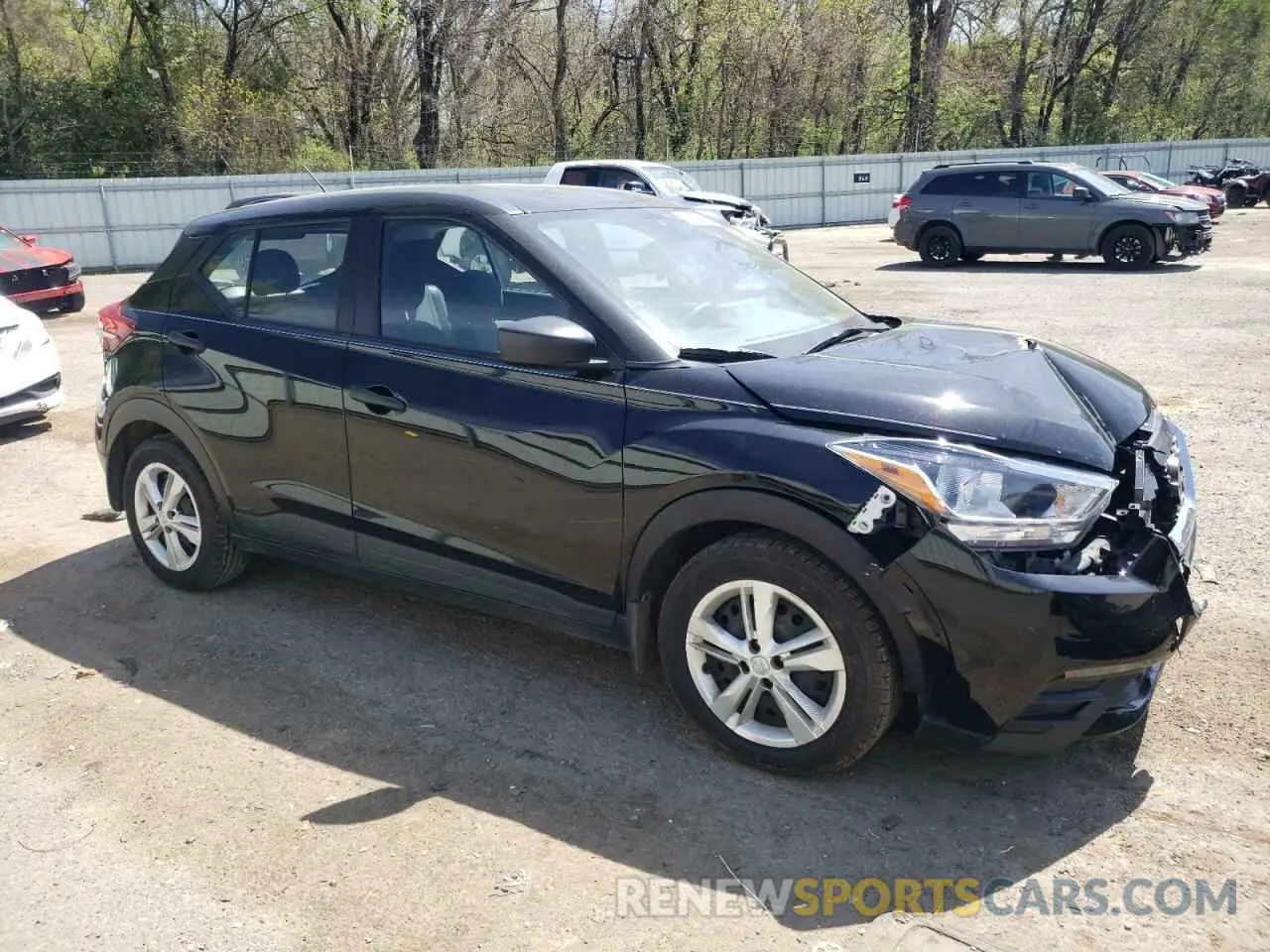 4 Photograph of a damaged car 3N1CP5BV9LL511246 NISSAN KICKS 2020