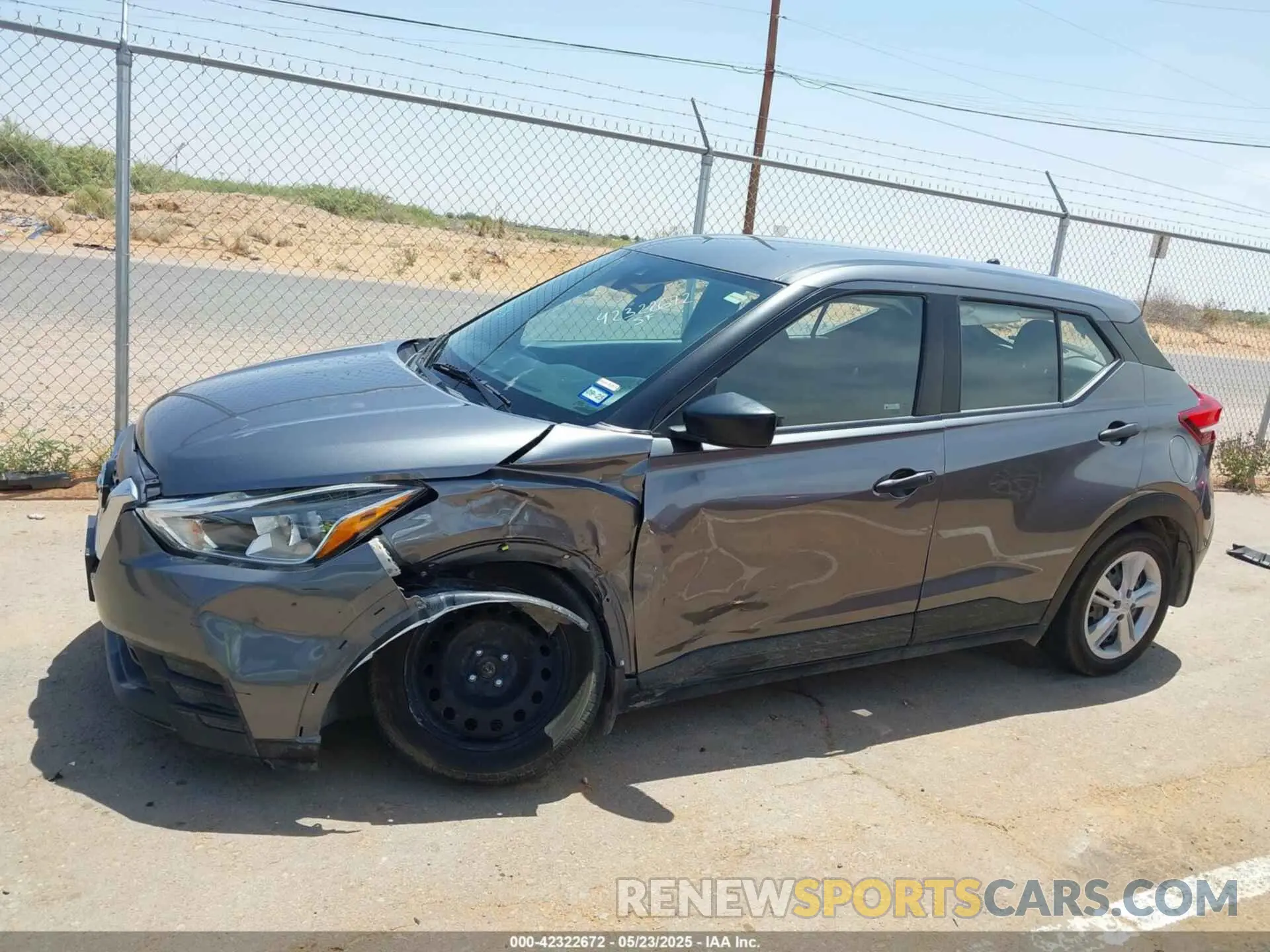 14 Photograph of a damaged car 3N1CP5BV9LL525082 NISSAN KICKS 2020
