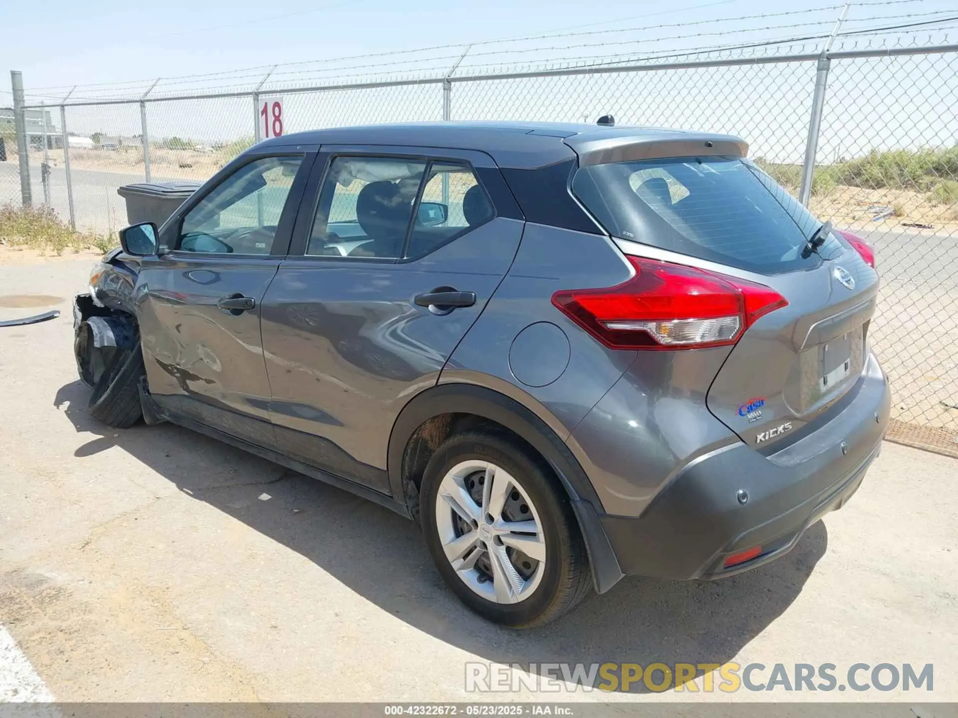 3 Photograph of a damaged car 3N1CP5BV9LL525082 NISSAN KICKS 2020