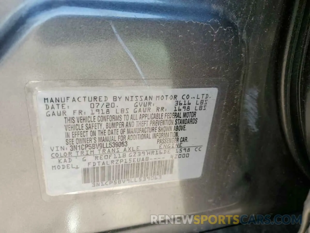 12 Photograph of a damaged car 3N1CP5BV9LL539063 NISSAN KICKS 2020
