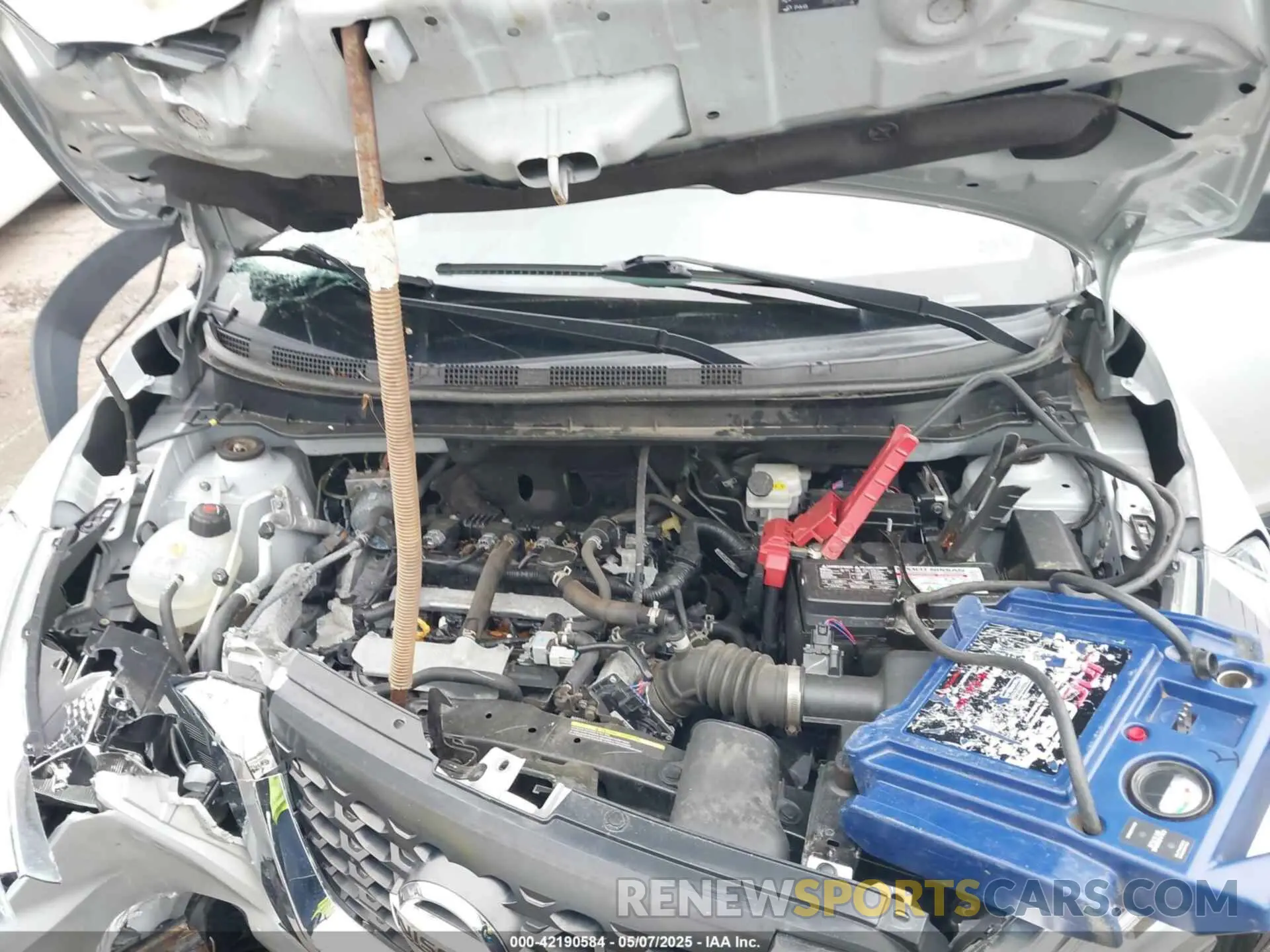 10 Photograph of a damaged car 3N1CP5BV9LL563069 NISSAN KICKS 2020