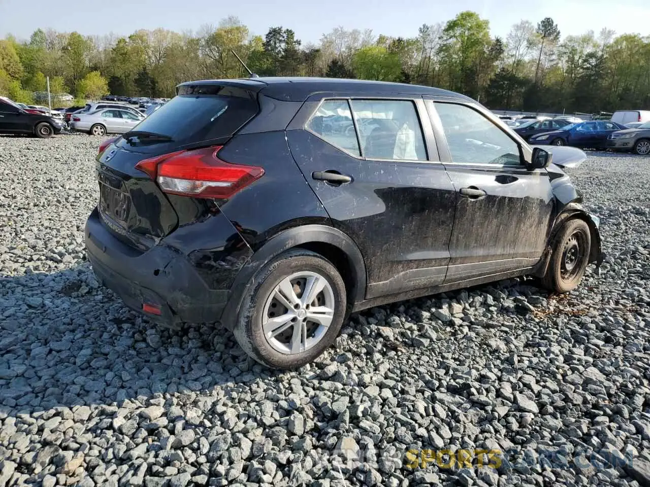 3 Photograph of a damaged car 3N1CP5BV9LL569020 NISSAN KICKS 2020