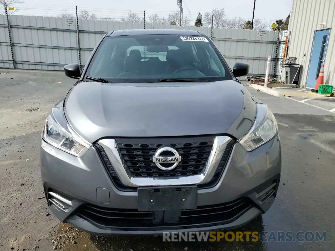 5 Photograph of a damaged car 3N1CP5BV9LL573536 NISSAN KICKS 2020