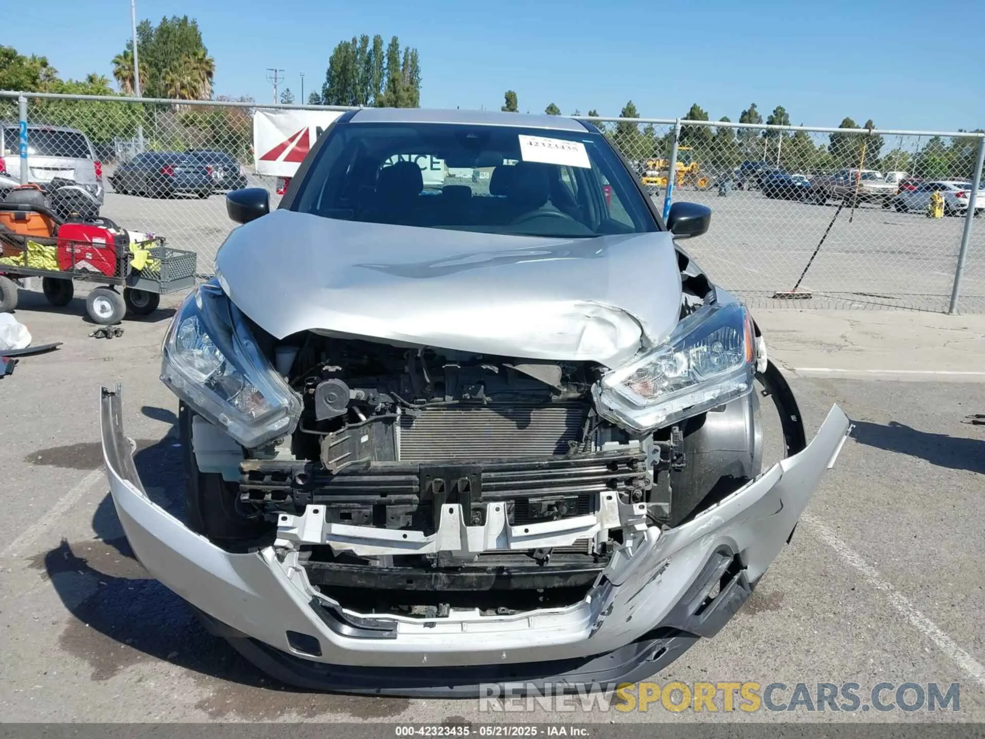 13 Photograph of a damaged car 3N1CP5BVXLL510039 NISSAN KICKS 2020