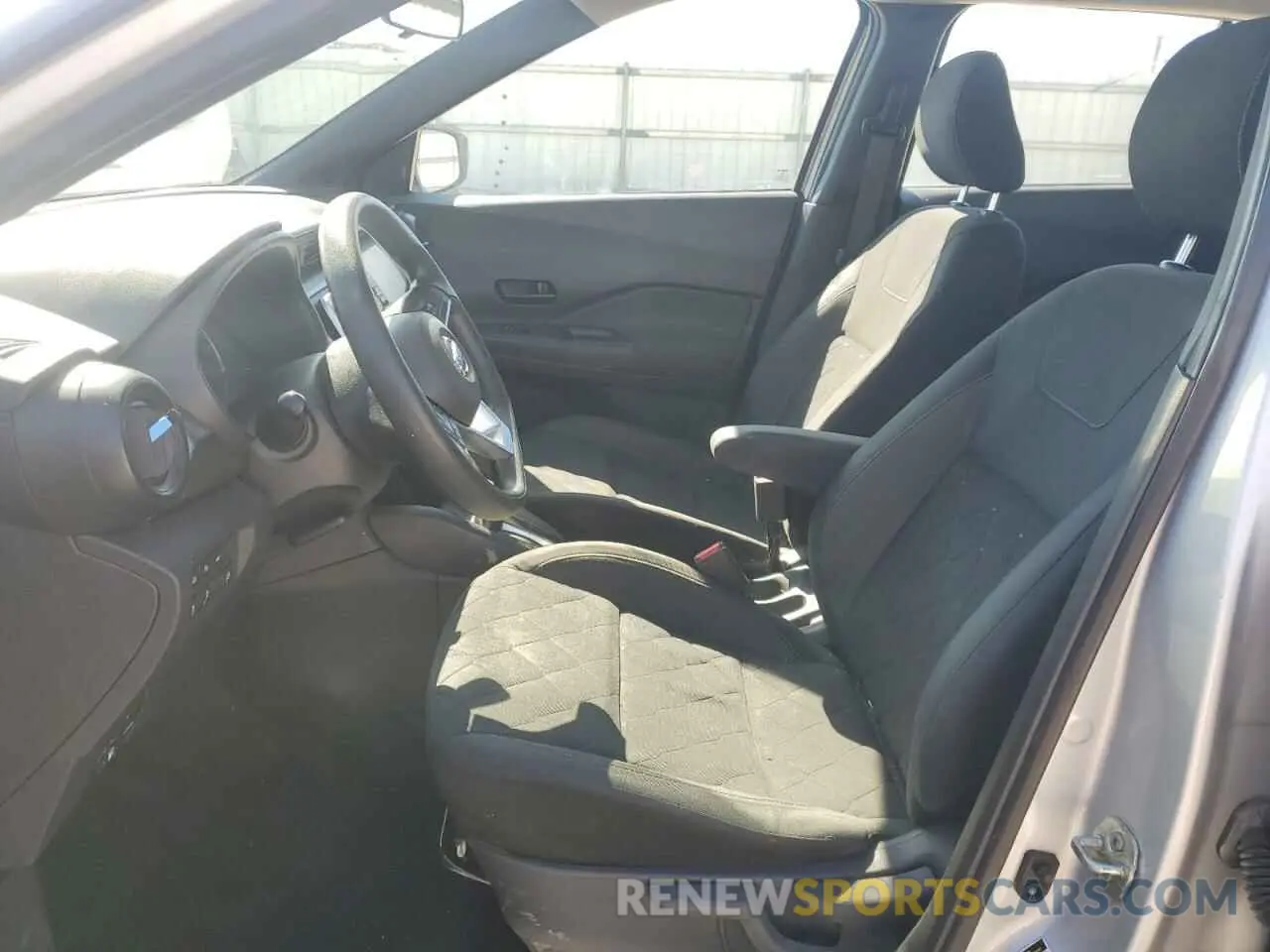 7 Photograph of a damaged car 3N1CP5BVXLL531764 NISSAN KICKS 2020