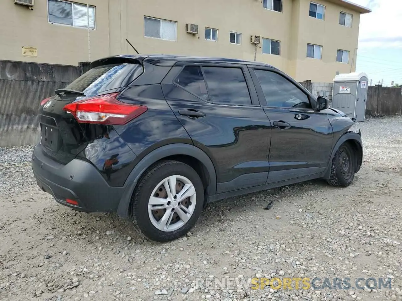 3 Photograph of a damaged car 3N1CP5BVXLL563873 NISSAN KICKS 2020