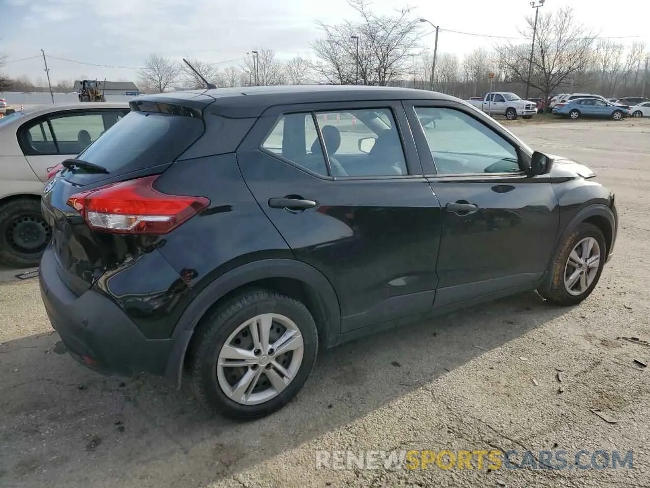 3 Photograph of a damaged car 3N1CP5BVXLL571391 NISSAN KICKS 2020
