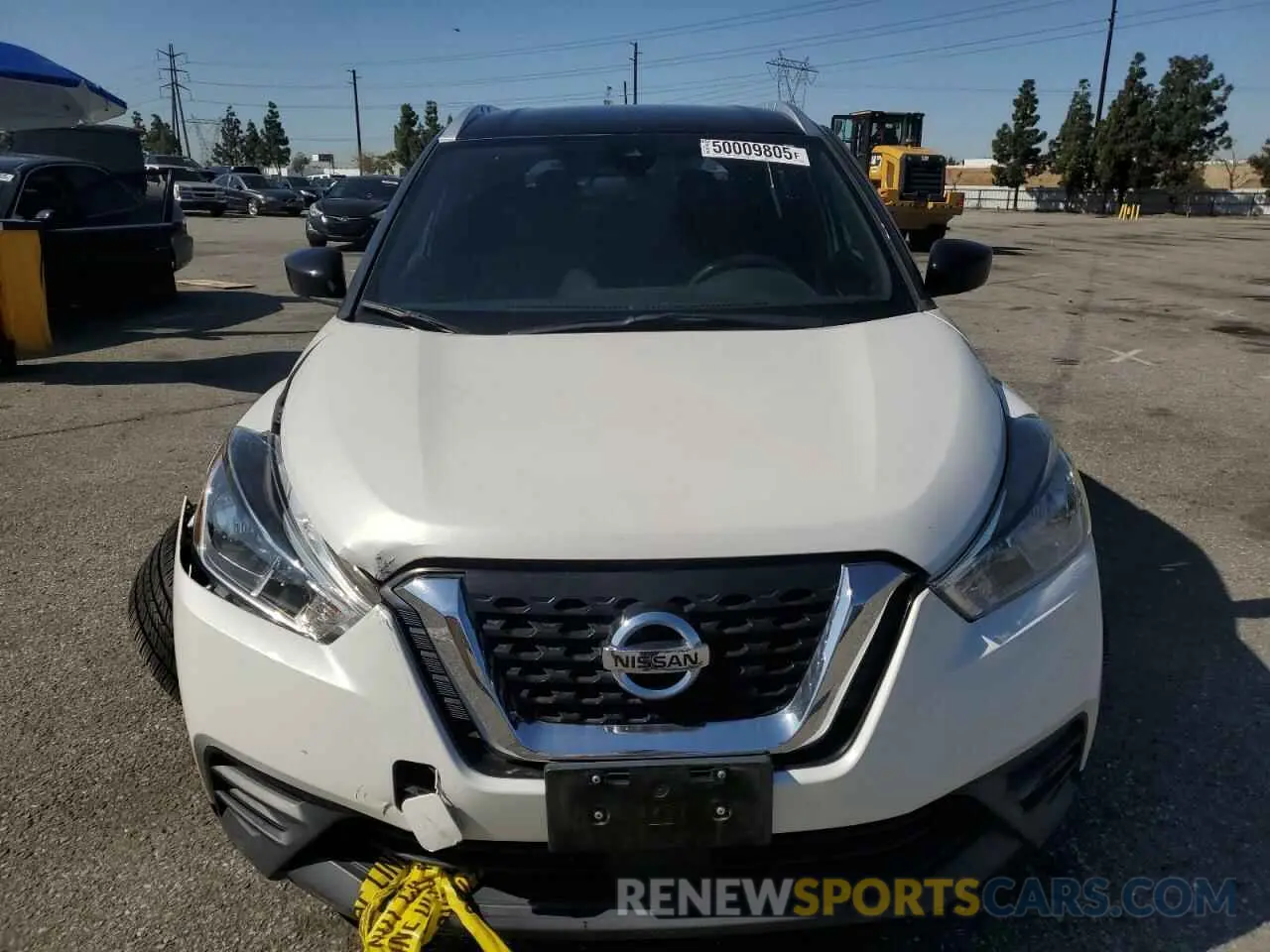 5 Photograph of a damaged car 3N1CP5CV0LL502773 NISSAN KICKS 2020