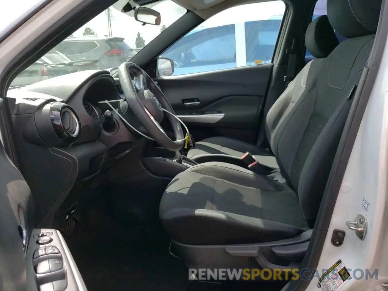 7 Photograph of a damaged car 3N1CP5CV0LL502773 NISSAN KICKS 2020