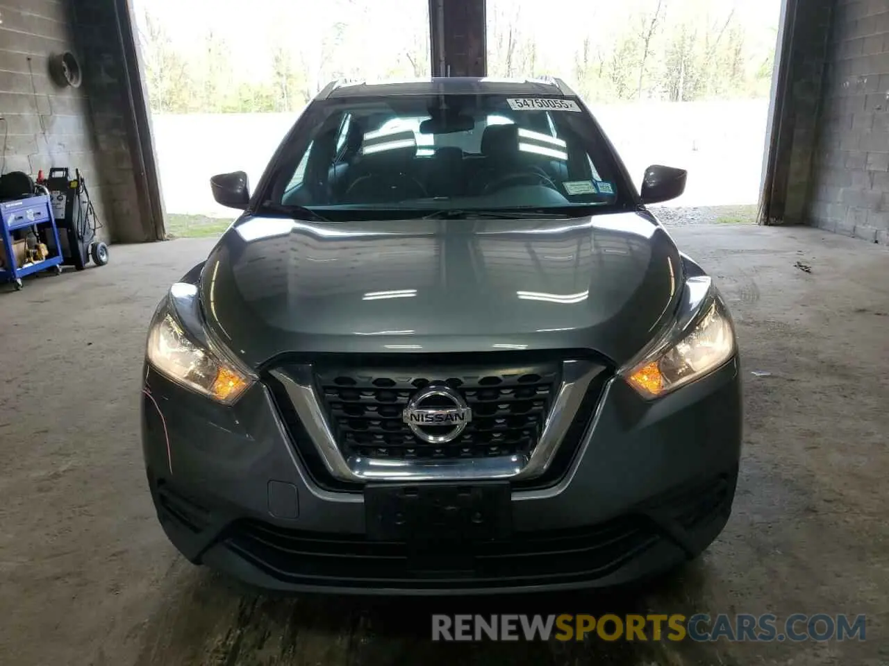 5 Photograph of a damaged car 3N1CP5CV0LL528984 NISSAN KICKS 2020