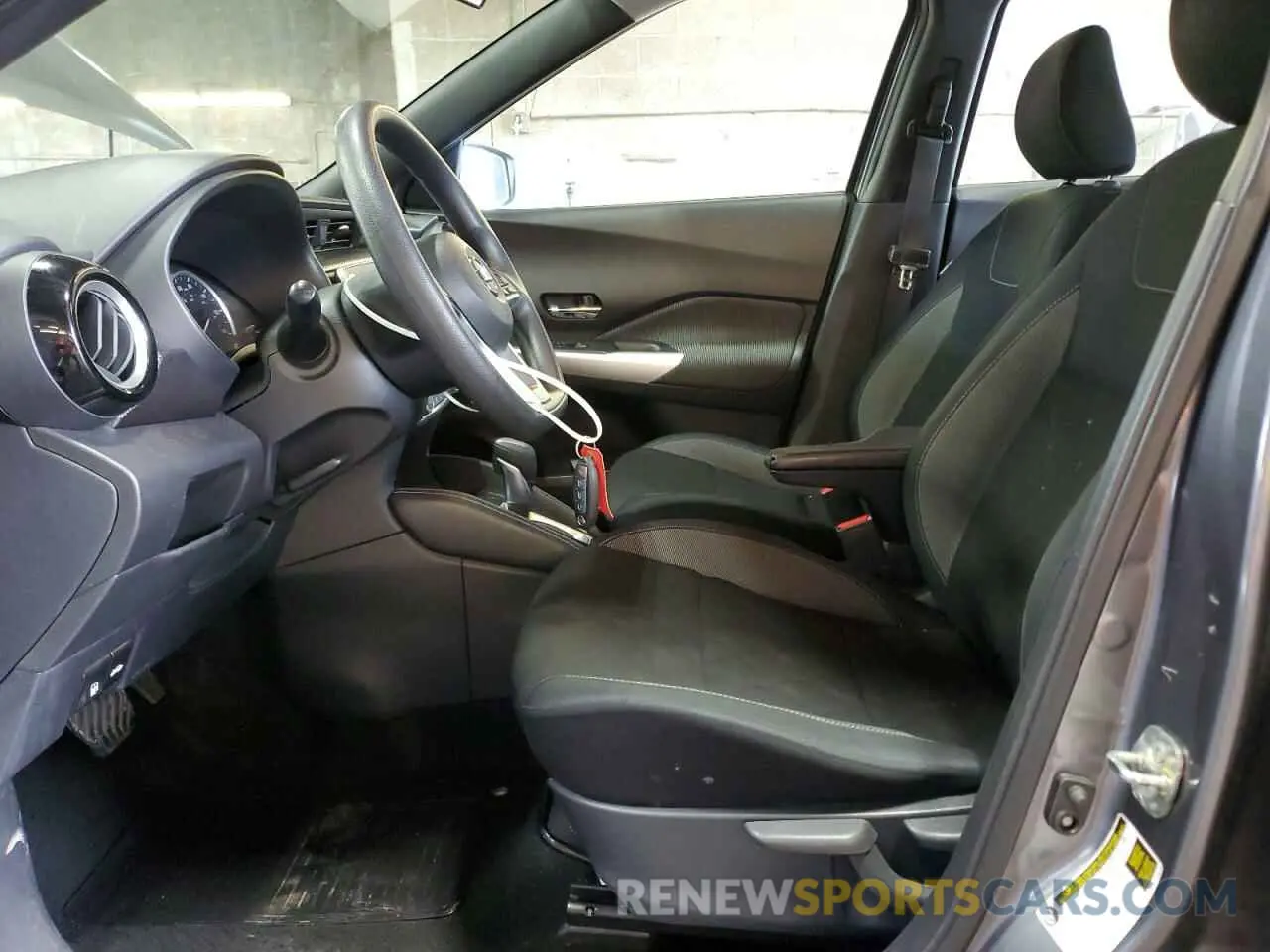 7 Photograph of a damaged car 3N1CP5CV0LL528984 NISSAN KICKS 2020