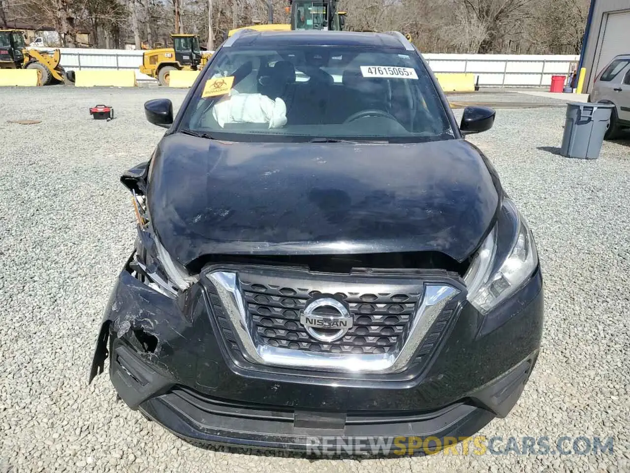 5 Photograph of a damaged car 3N1CP5CV0LL529455 NISSAN KICKS 2020