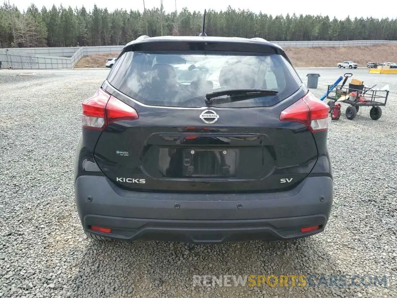 6 Photograph of a damaged car 3N1CP5CV0LL529455 NISSAN KICKS 2020