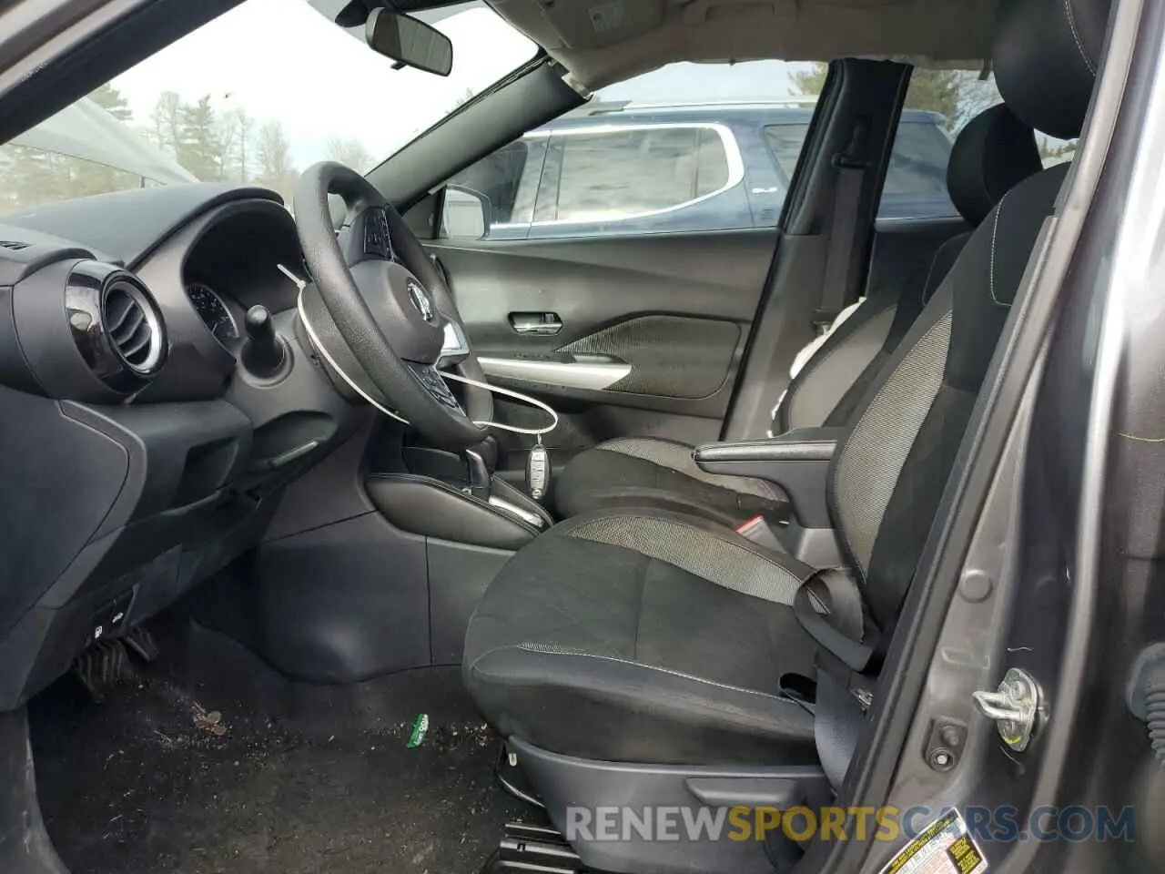 7 Photograph of a damaged car 3N1CP5CV0LL538012 NISSAN KICKS 2020