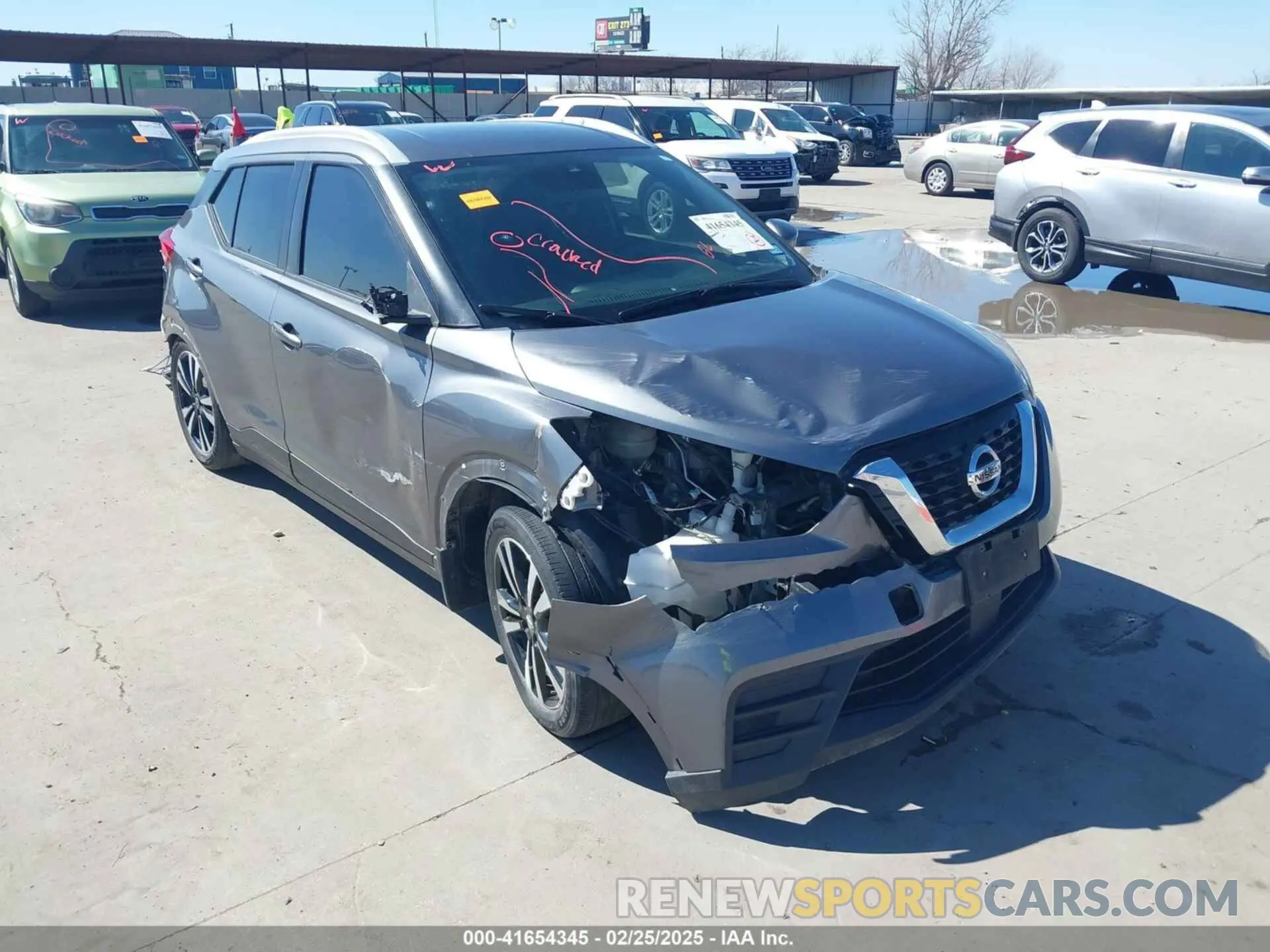1 Photograph of a damaged car 3N1CP5CV0LL550449 NISSAN KICKS 2020