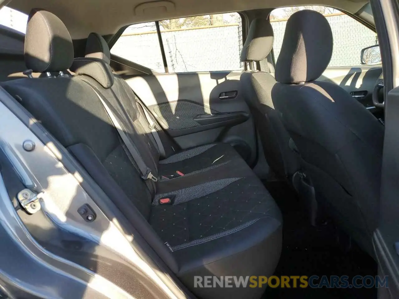 10 Photograph of a damaged car 3N1CP5CV1LL487152 NISSAN KICKS 2020