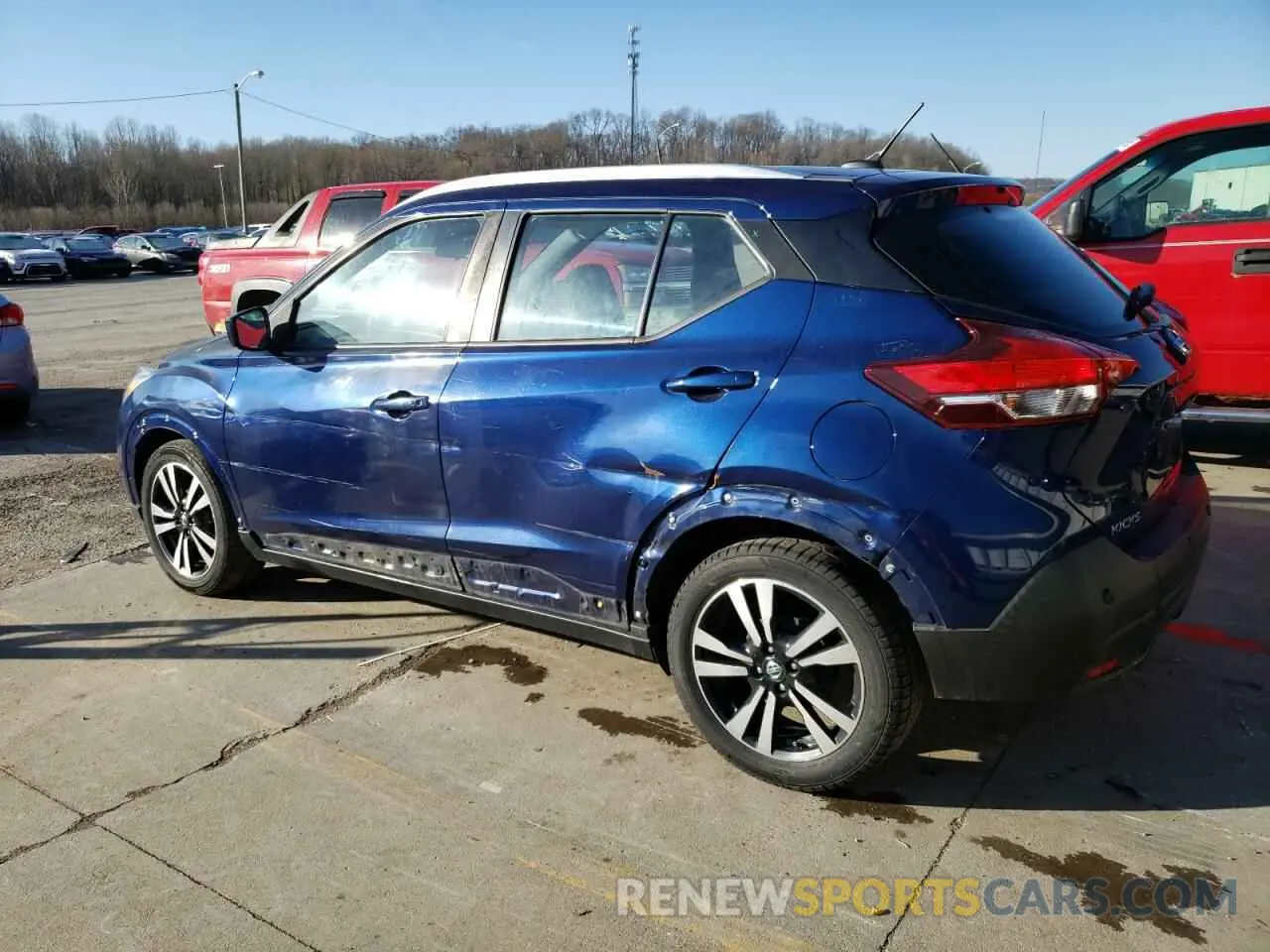 2 Photograph of a damaged car 3N1CP5CV1LL491914 NISSAN KICKS 2020