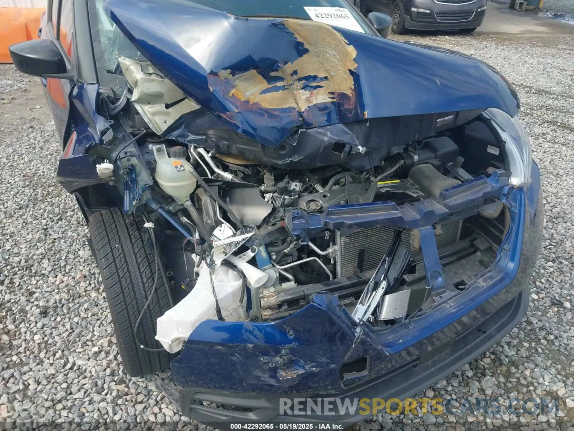 6 Photograph of a damaged car 3N1CP5CV1LL499995 NISSAN KICKS 2020