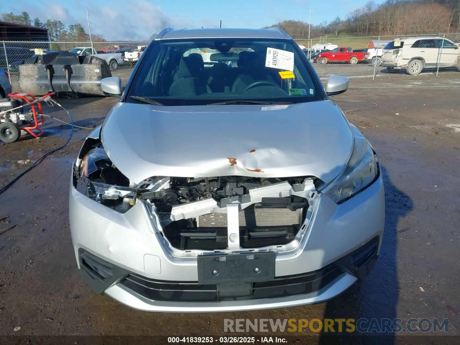 6 Photograph of a damaged car 3N1CP5CV1LL504449 NISSAN KICKS 2020