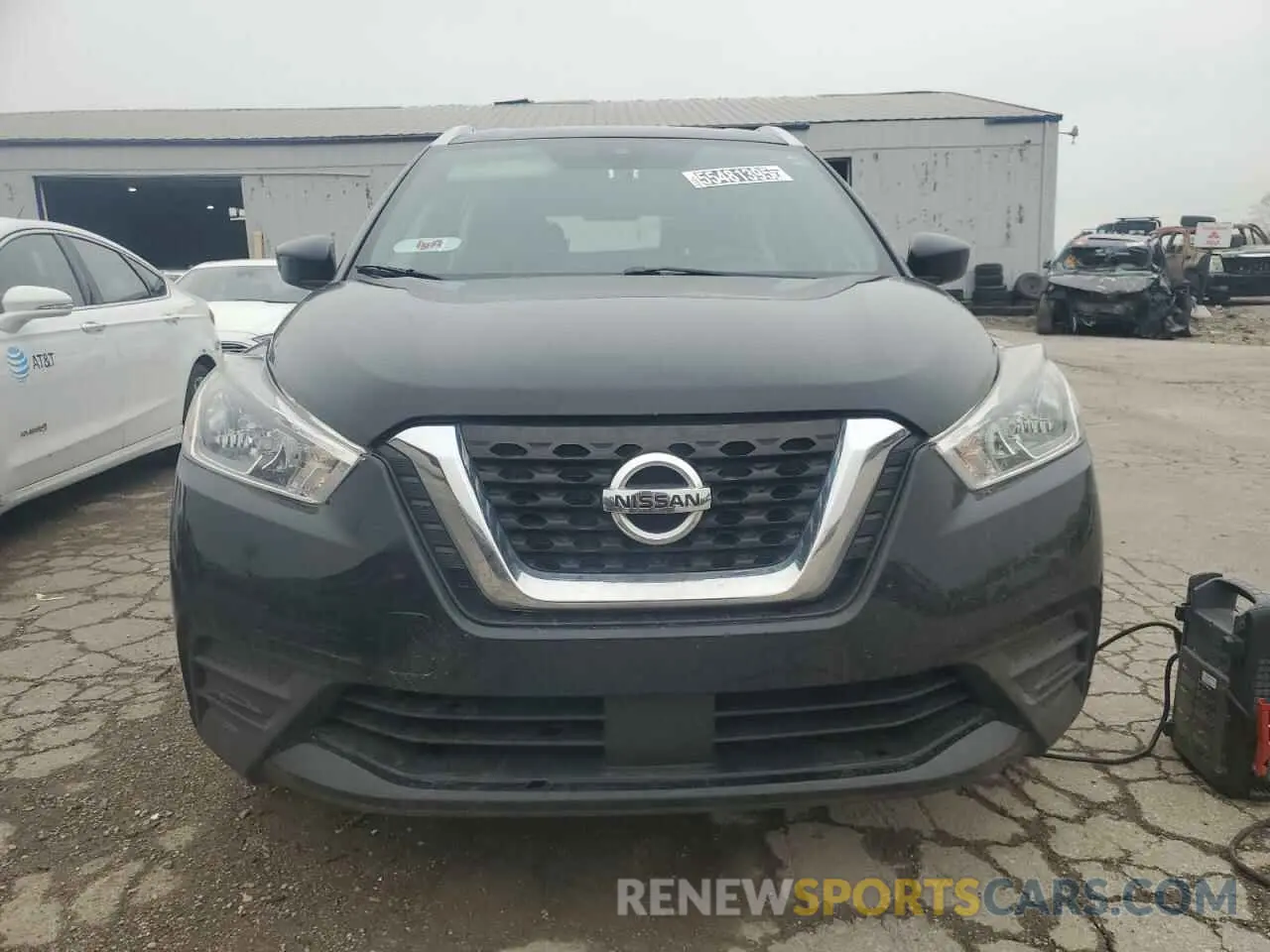 5 Photograph of a damaged car 3N1CP5CV1LL505312 NISSAN KICKS 2020