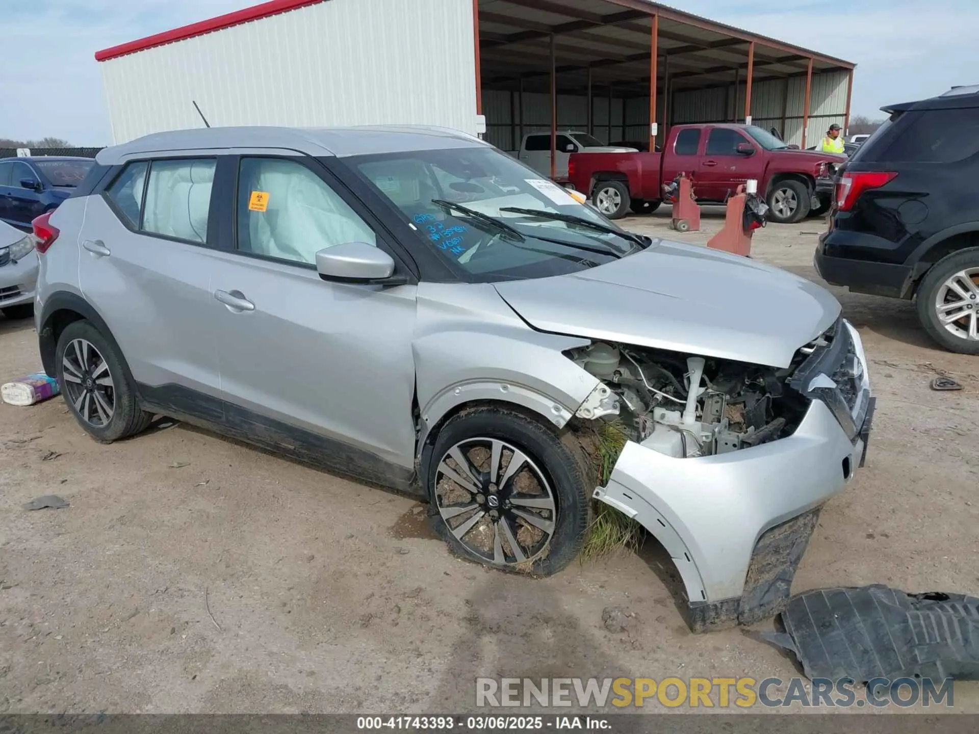 1 Photograph of a damaged car 3N1CP5CV1LL506511 NISSAN KICKS 2020