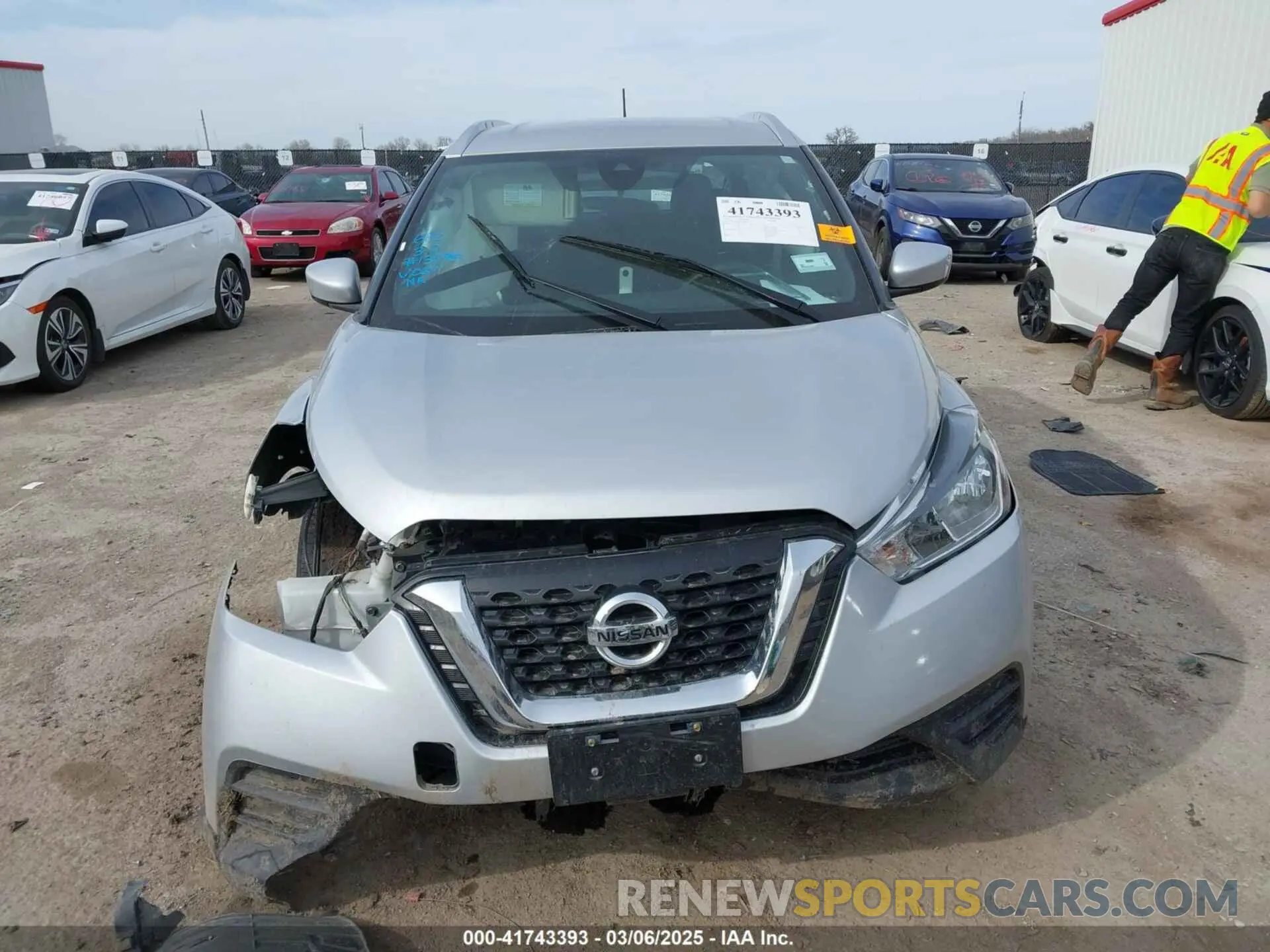 11 Photograph of a damaged car 3N1CP5CV1LL506511 NISSAN KICKS 2020