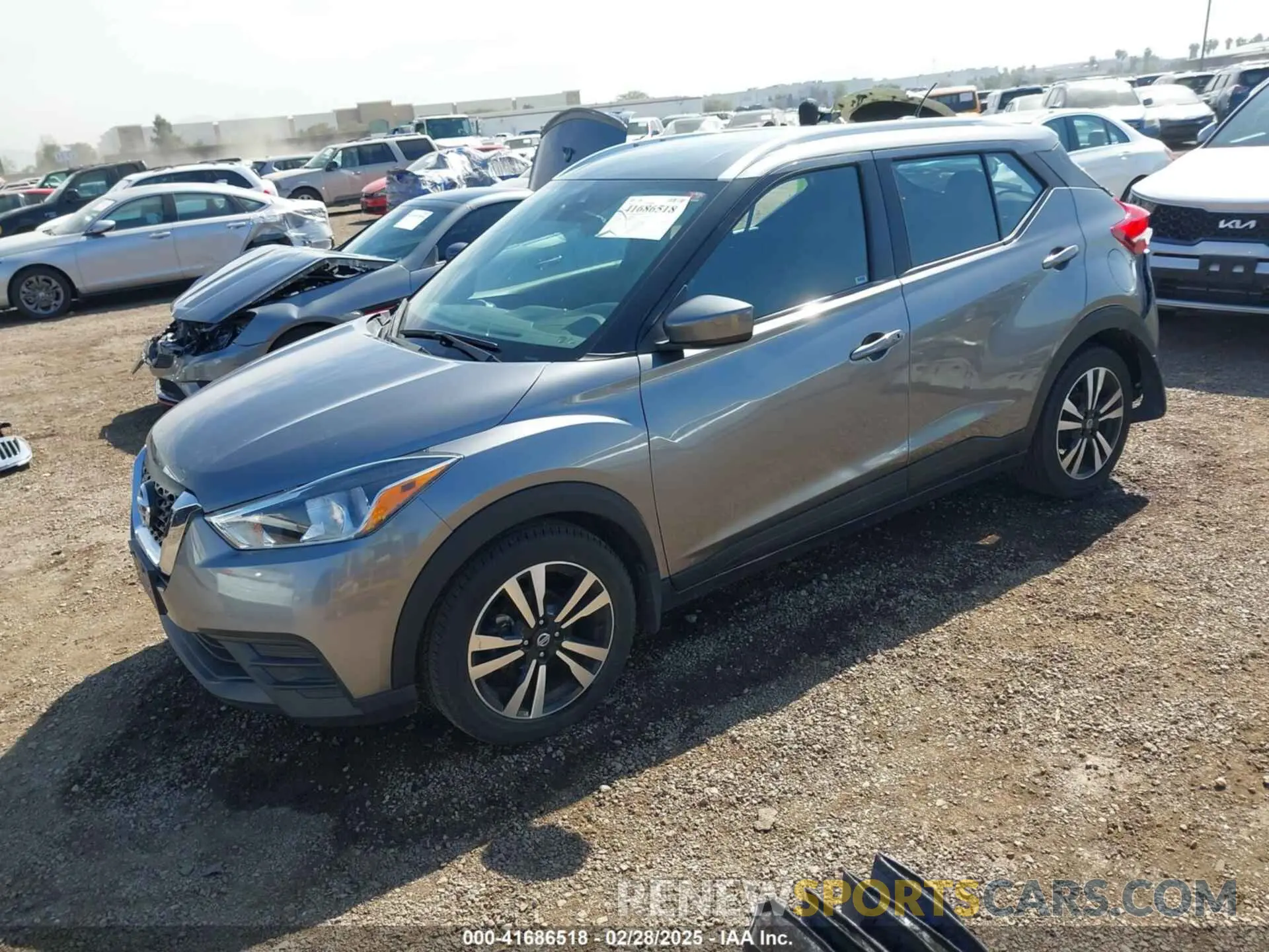 2 Photograph of a damaged car 3N1CP5CV1LL508954 NISSAN KICKS 2020