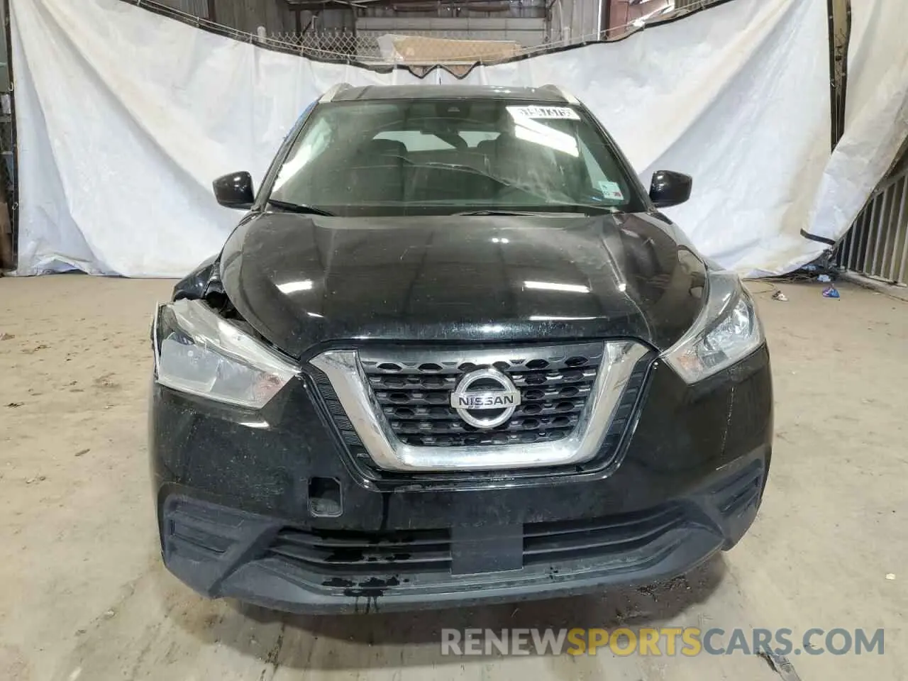 5 Photograph of a damaged car 3N1CP5CV1LL523535 NISSAN KICKS 2020