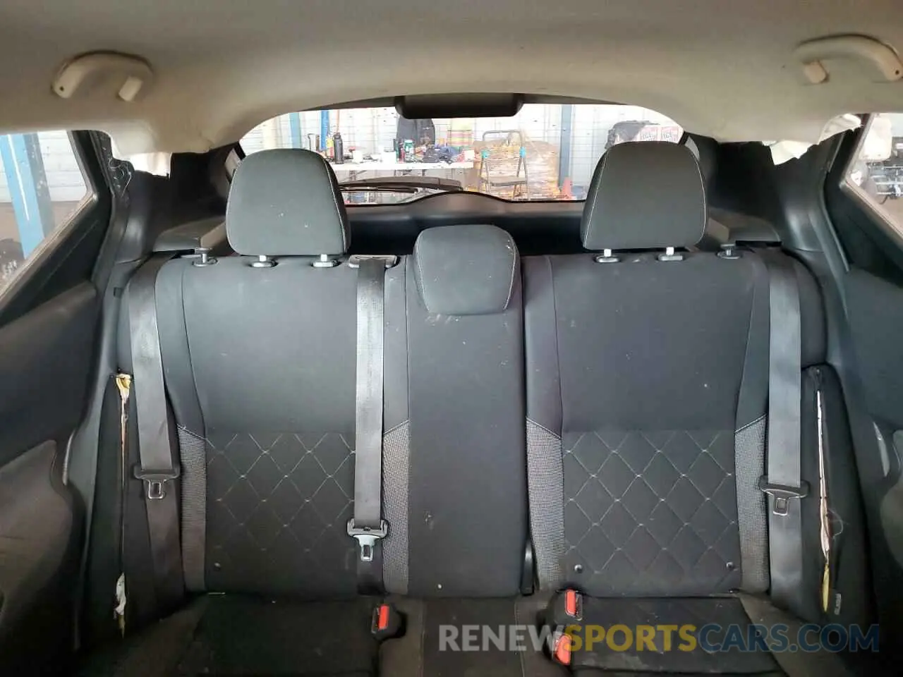 10 Photograph of a damaged car 3N1CP5CV1LL537645 NISSAN KICKS 2020
