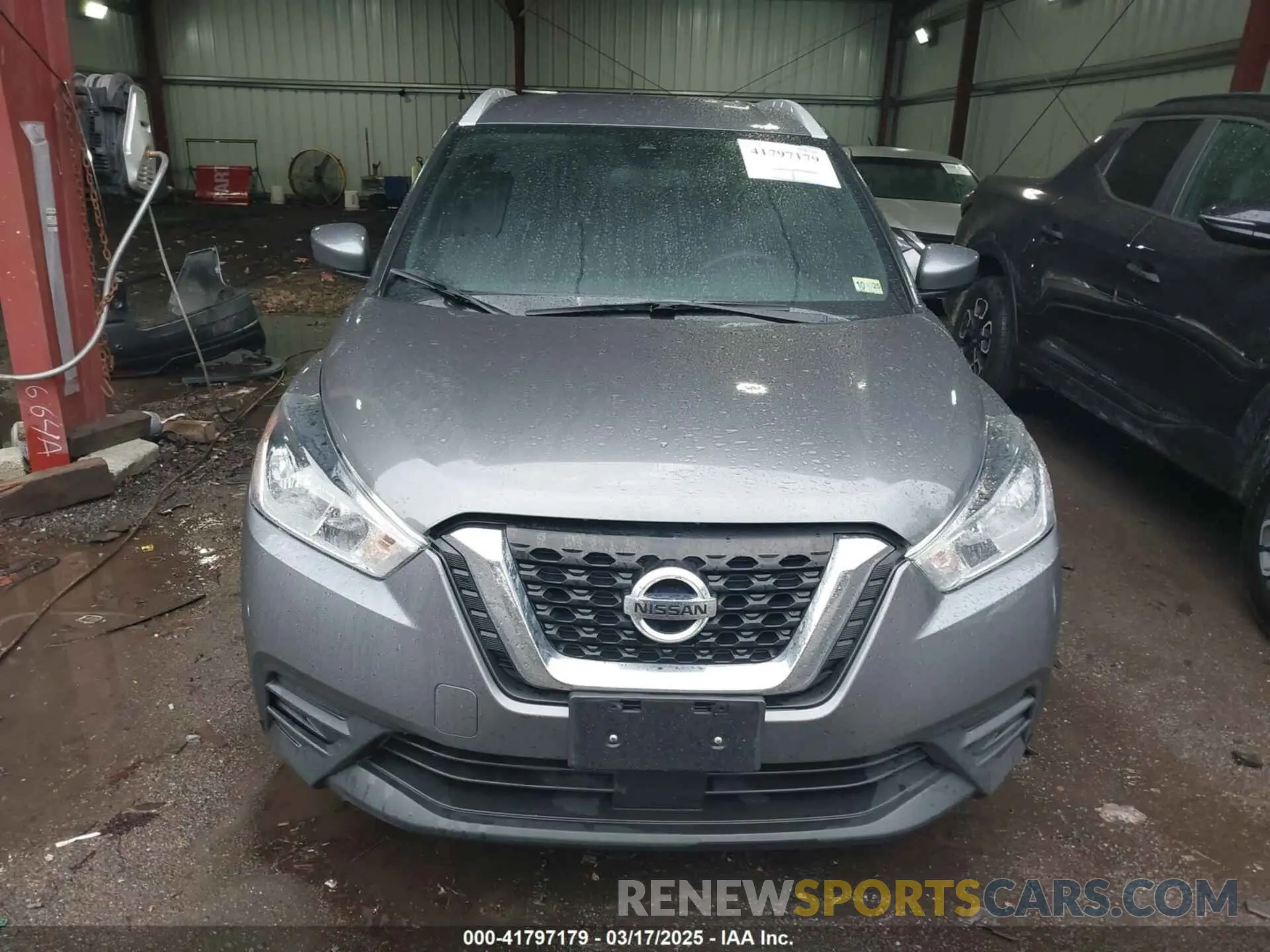 13 Photograph of a damaged car 3N1CP5CV1LL550962 NISSAN KICKS 2020
