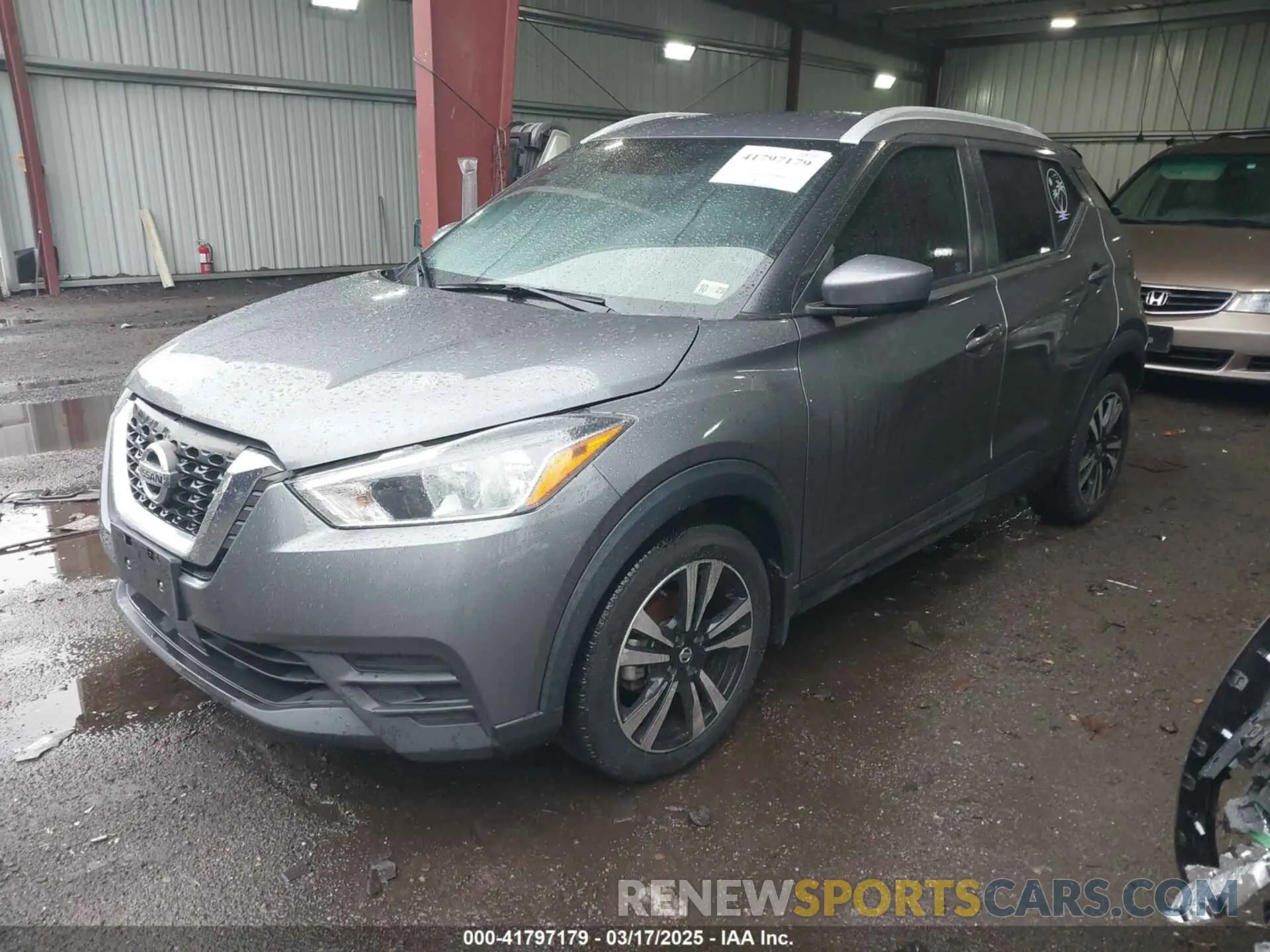 2 Photograph of a damaged car 3N1CP5CV1LL550962 NISSAN KICKS 2020