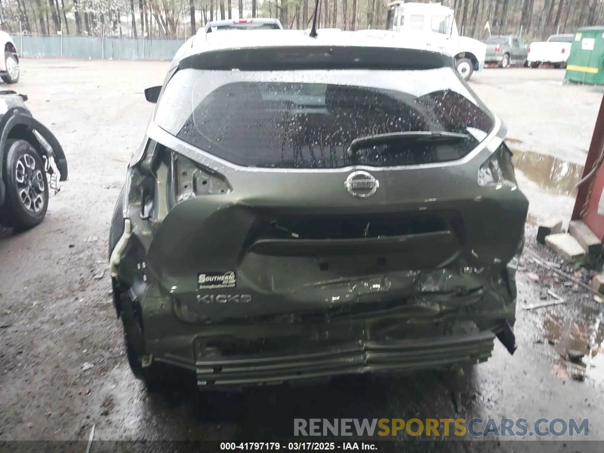 6 Photograph of a damaged car 3N1CP5CV1LL550962 NISSAN KICKS 2020