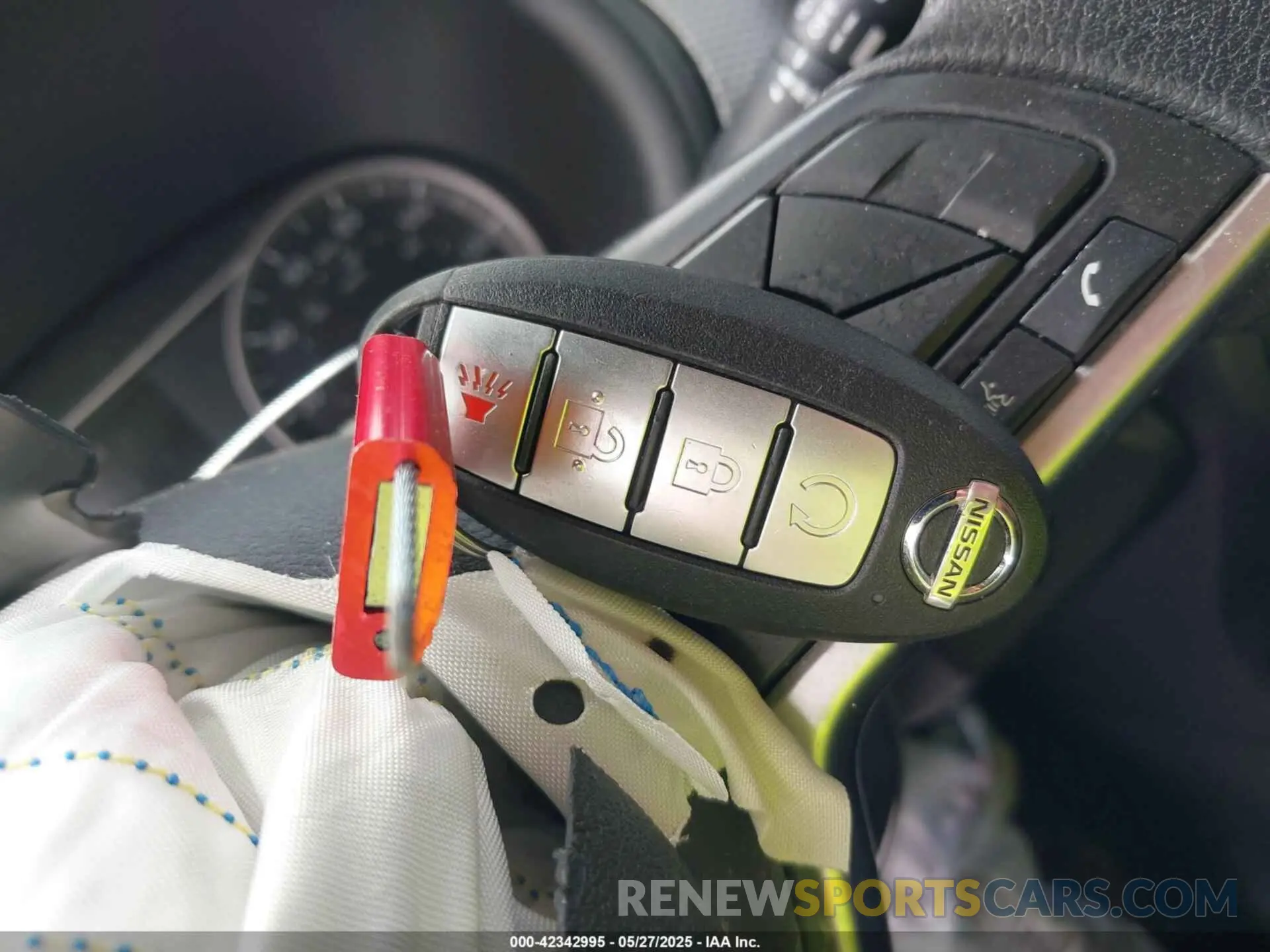 11 Photograph of a damaged car 3N1CP5CV2LL487189 NISSAN KICKS 2020