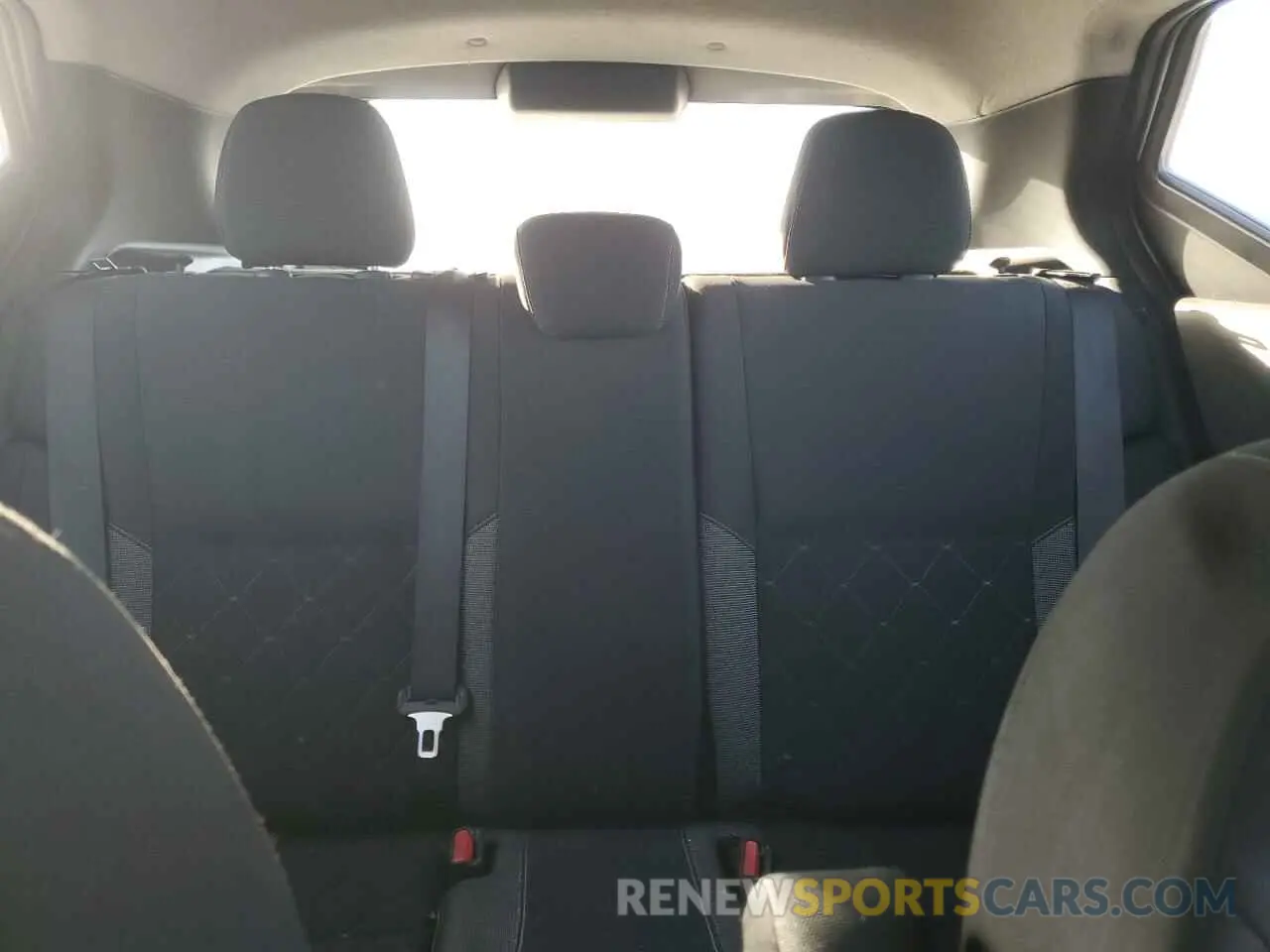 10 Photograph of a damaged car 3N1CP5CV2LL489363 NISSAN KICKS 2020